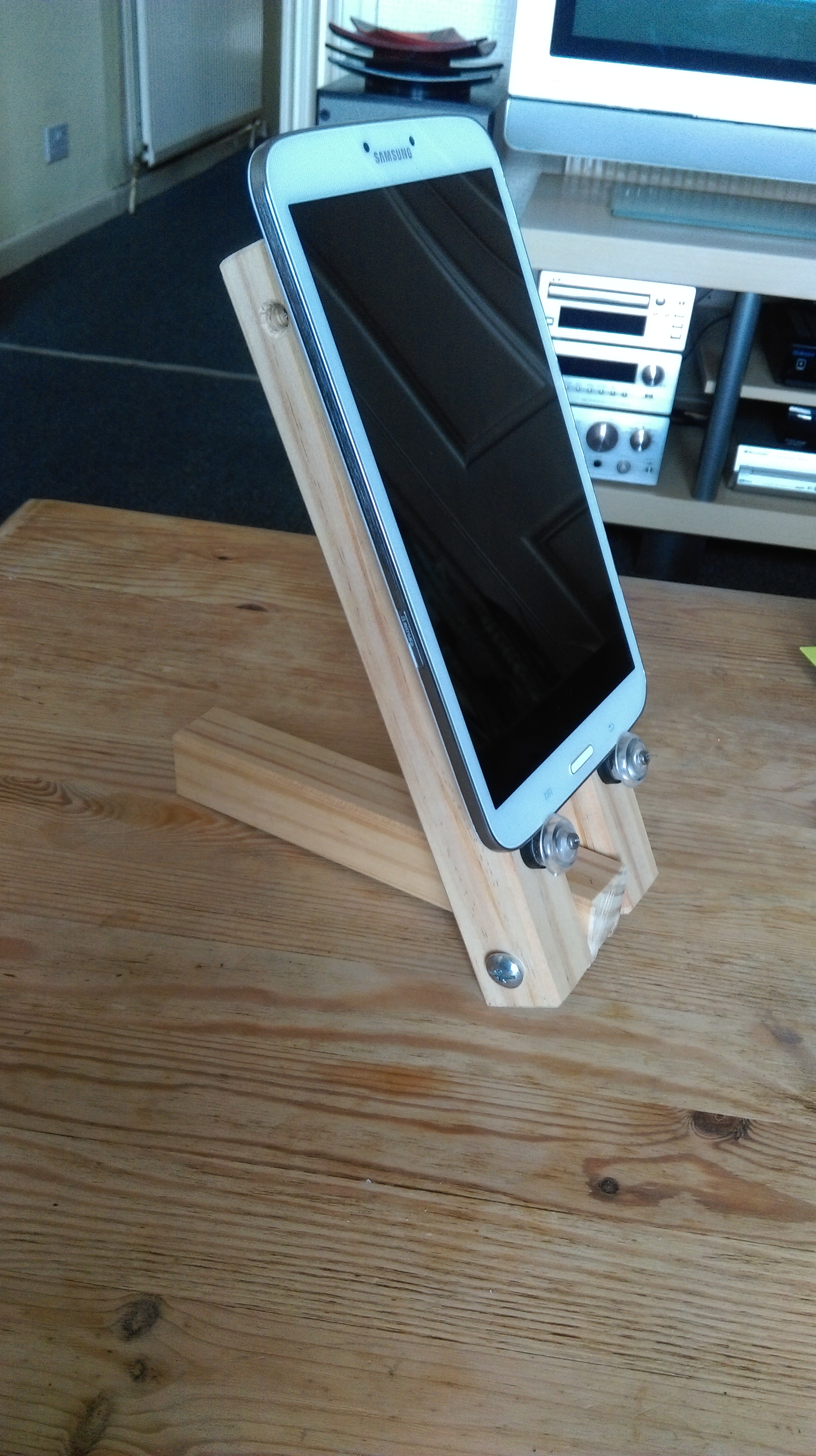 Make Your Own Wooden Tablet Stand 