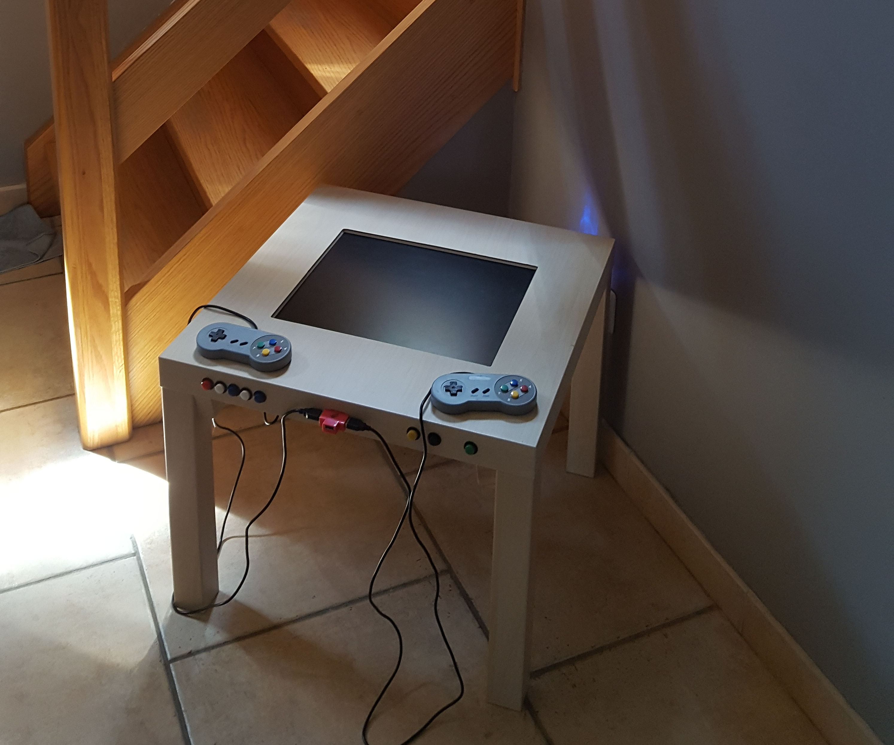 Cheap retro gaming arcade table with integrated display
