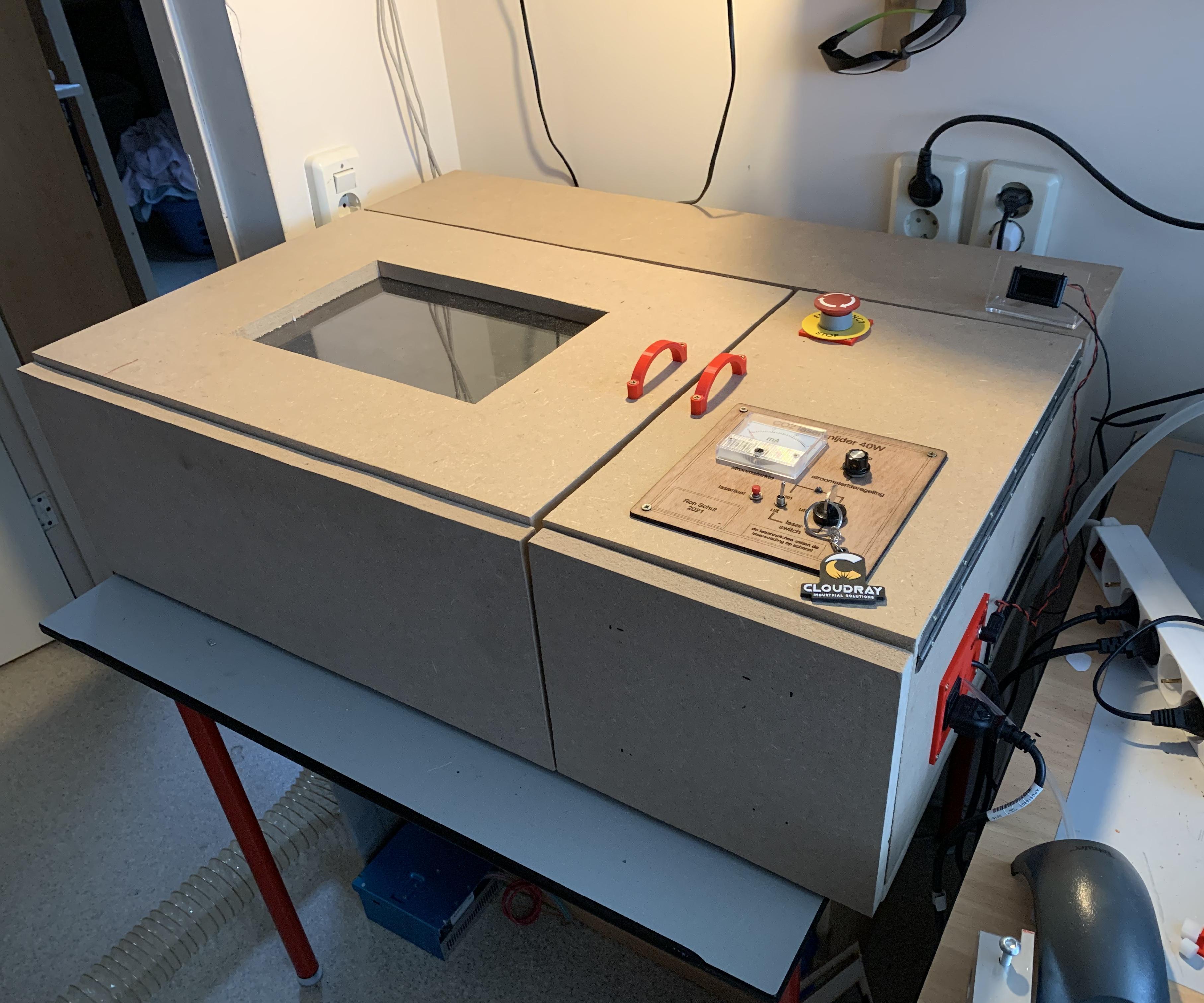 CO2 Laser Cutter 40W With Arduino