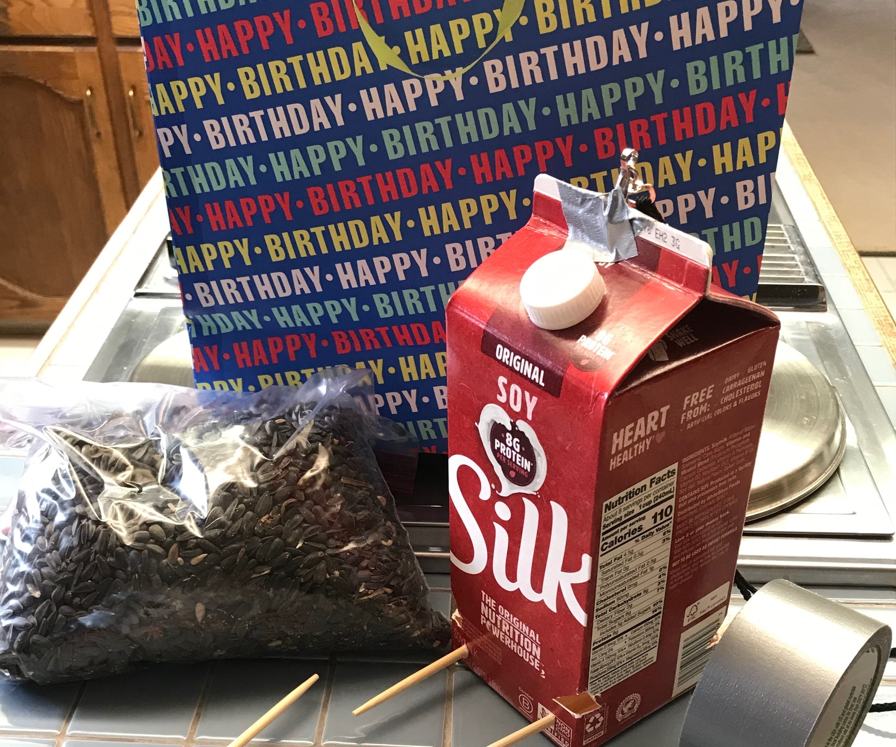 Easy Recycled Bird Feeder - Makes a Great Gift!