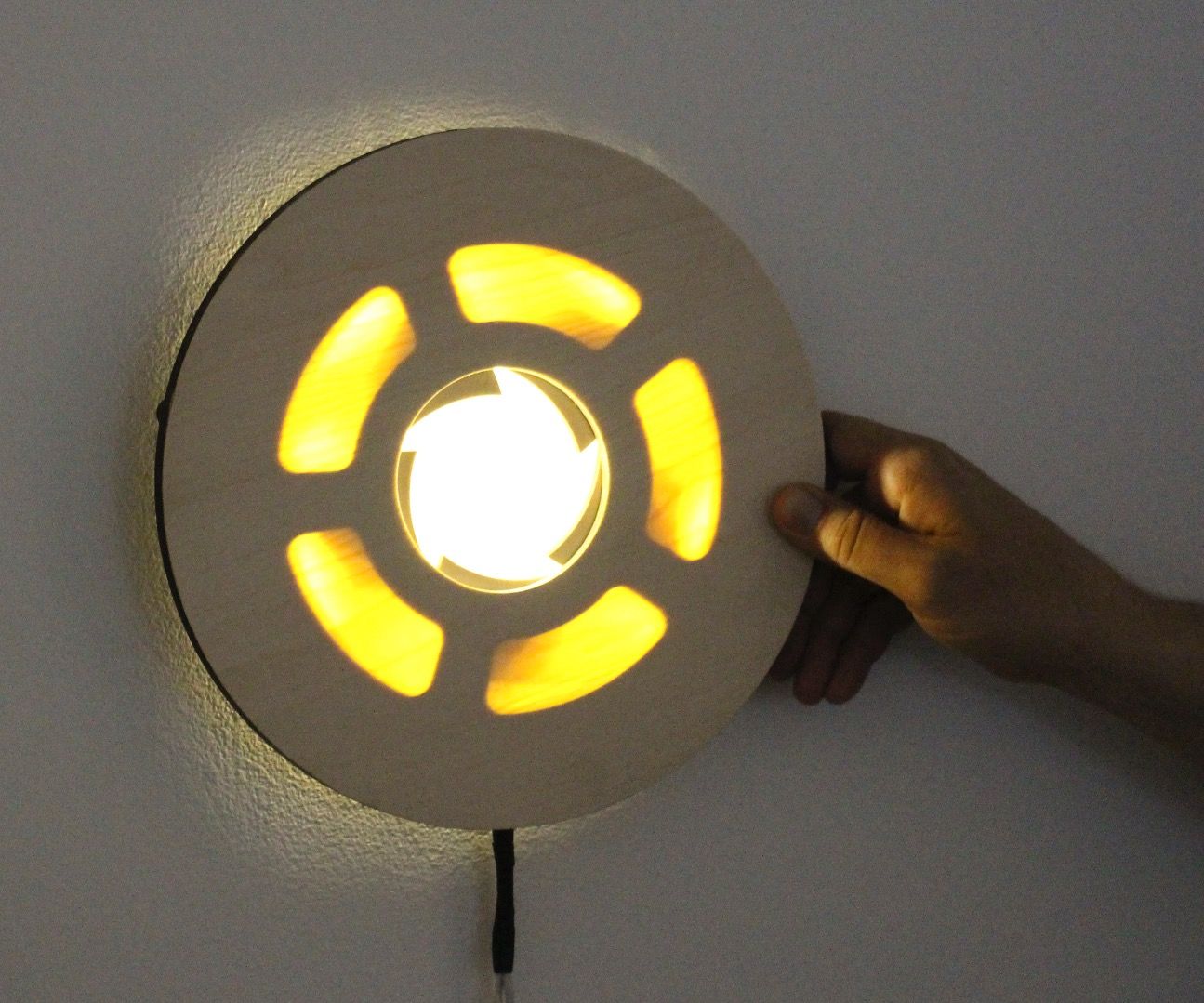 Iris Lamp