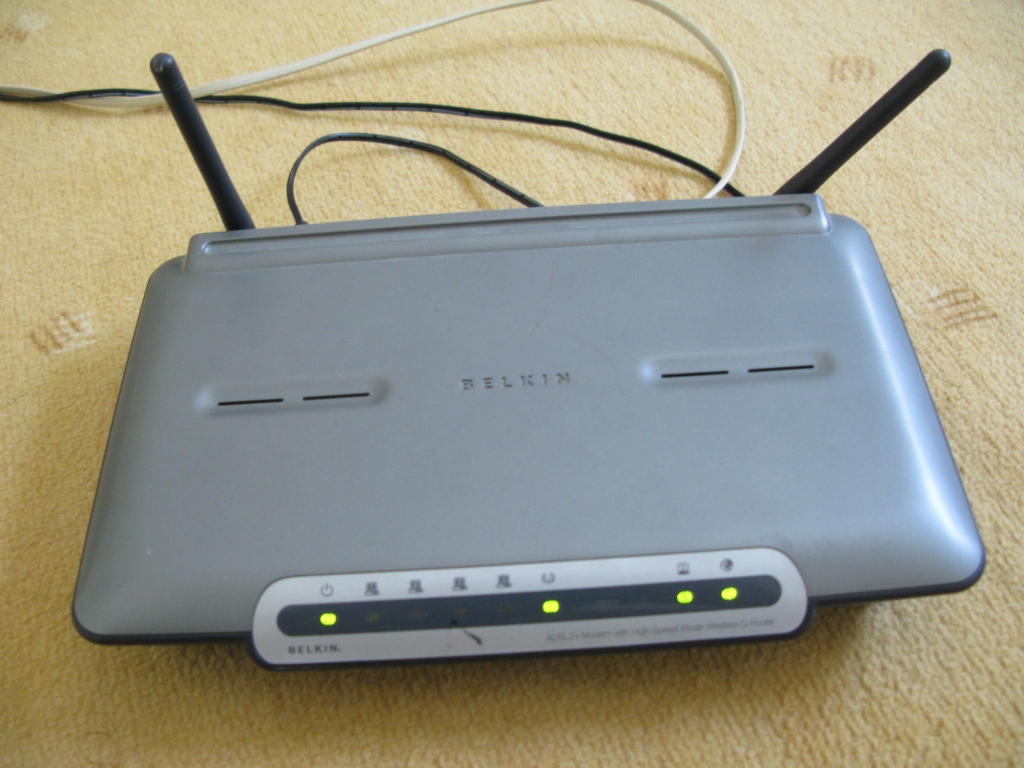 how to Cool your Wireless Network Router and prevent it from slowing down