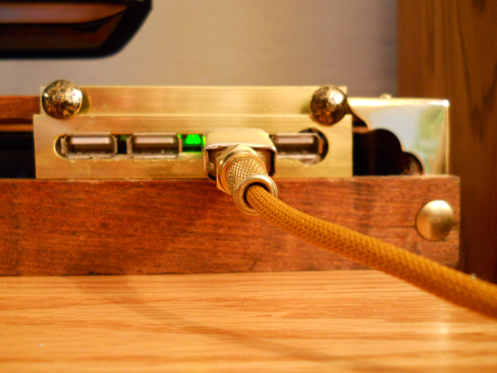 Steampunk USB hub