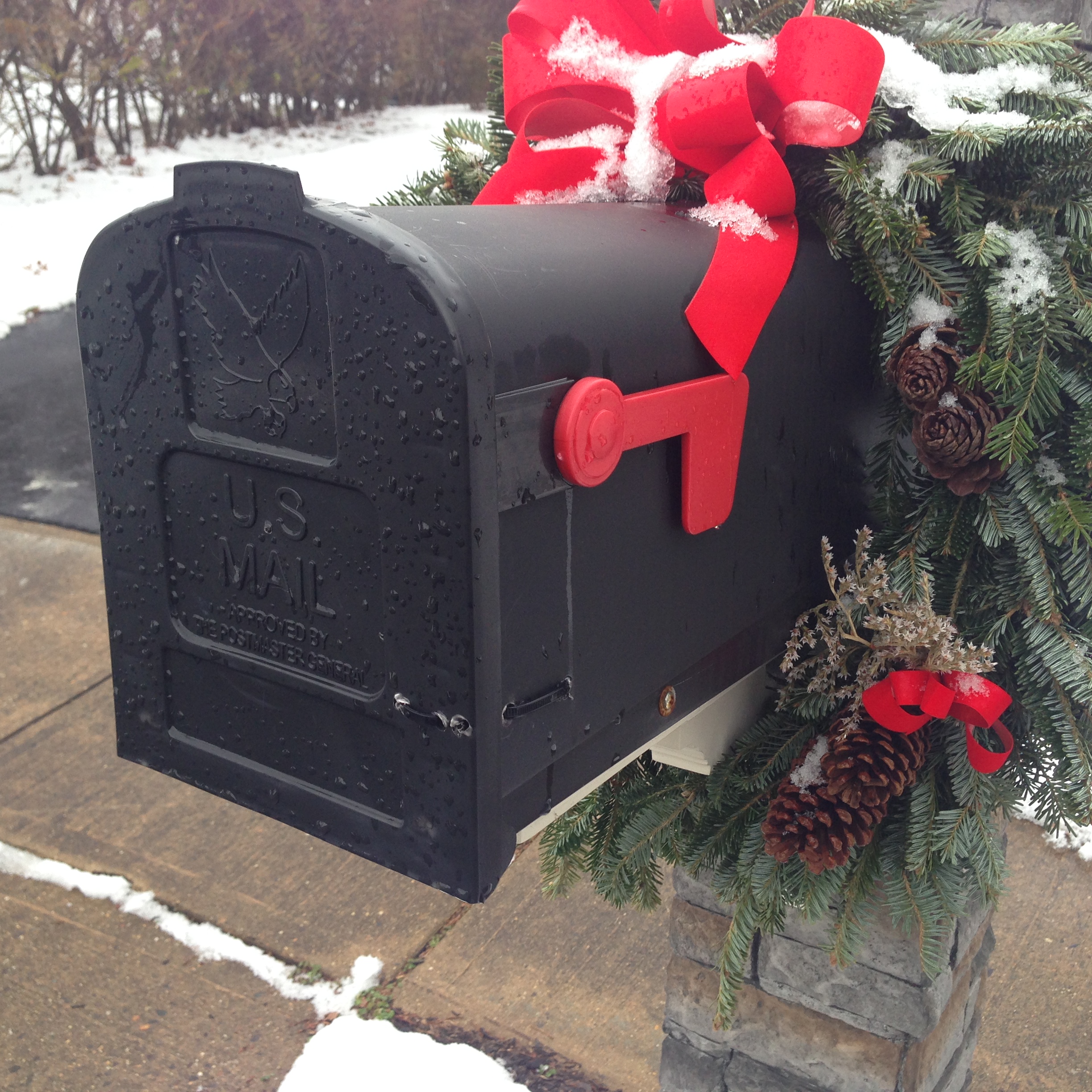 Wireless Mailbox Alarm with Phone alert