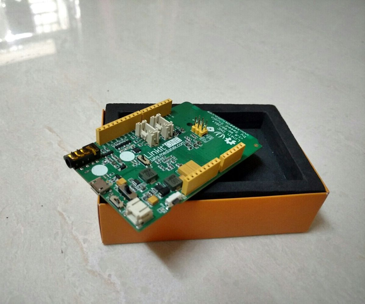 Sensor Value Triggered Email on Linkit One Using GoBetwino