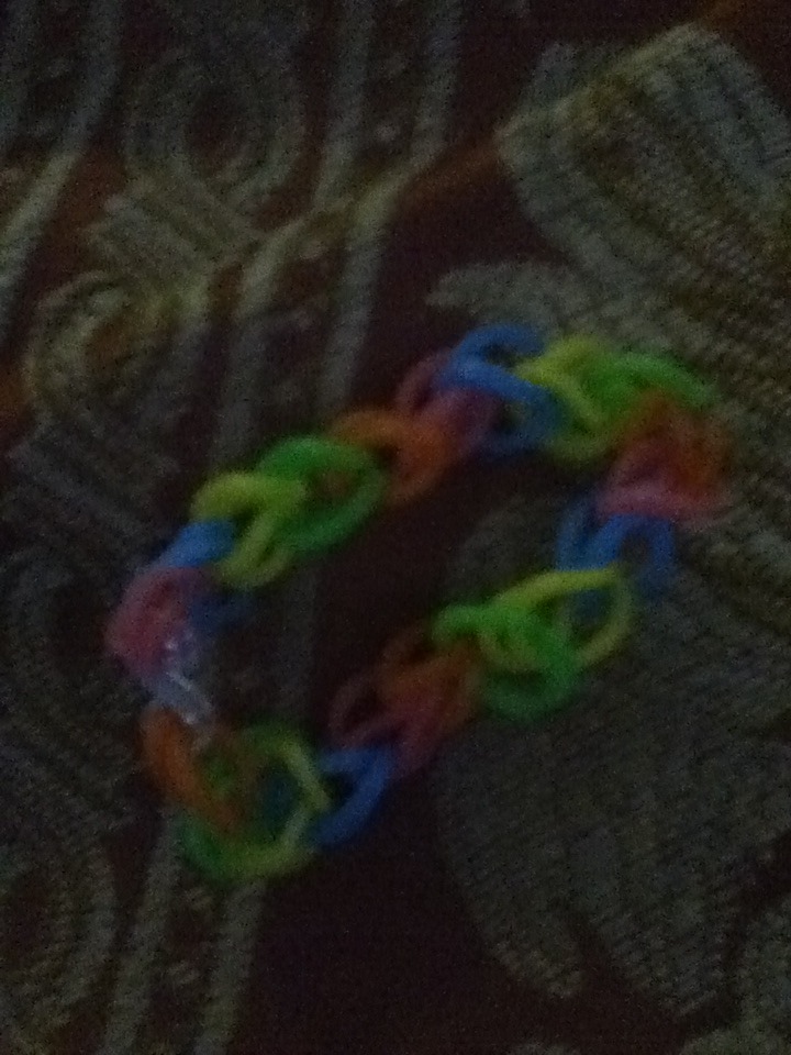 Rubber Band Bracelet (Simple)