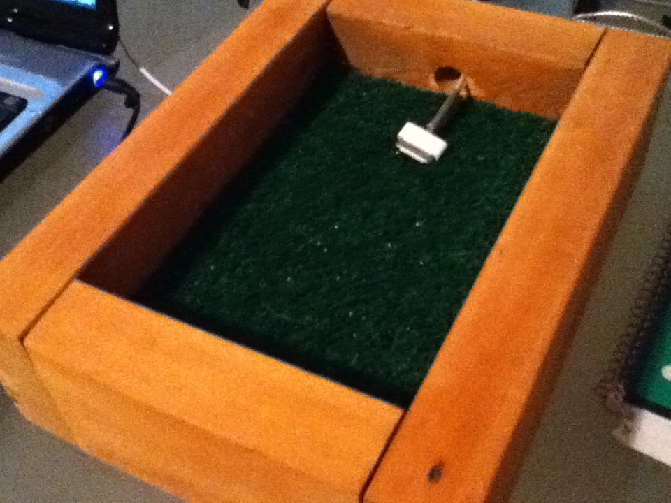 TURF Charging Station! - iPod/iPhone