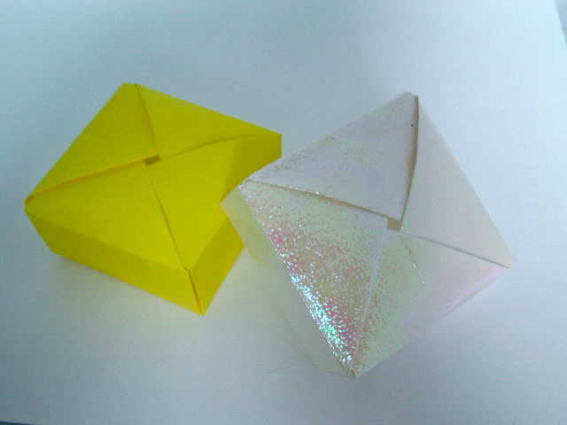 Origami Box With Interlocking Flaps