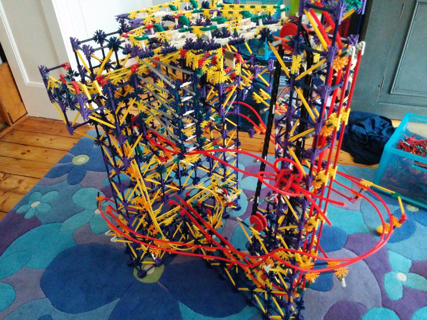 Three Small Towers - a K'nex Ball Machine