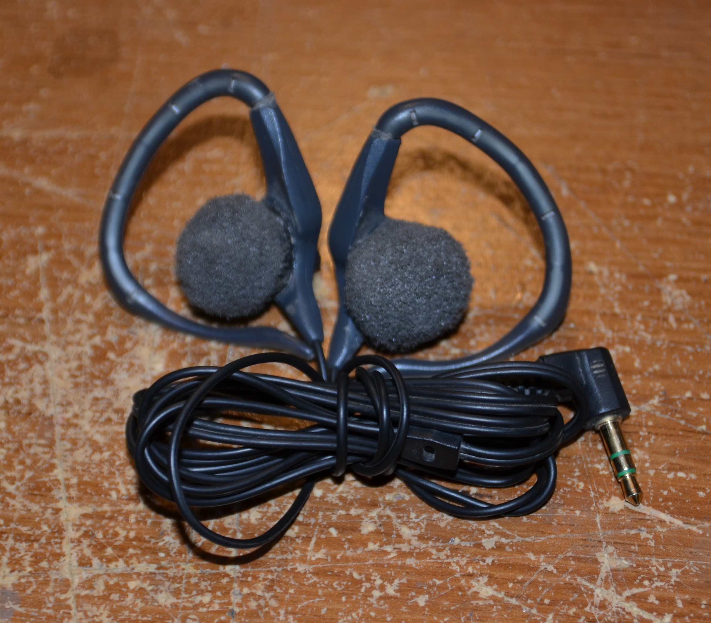 Binaural Earbud Microphone AKA holophonic, 3d stereo, bin-aural microphones. For less than $10