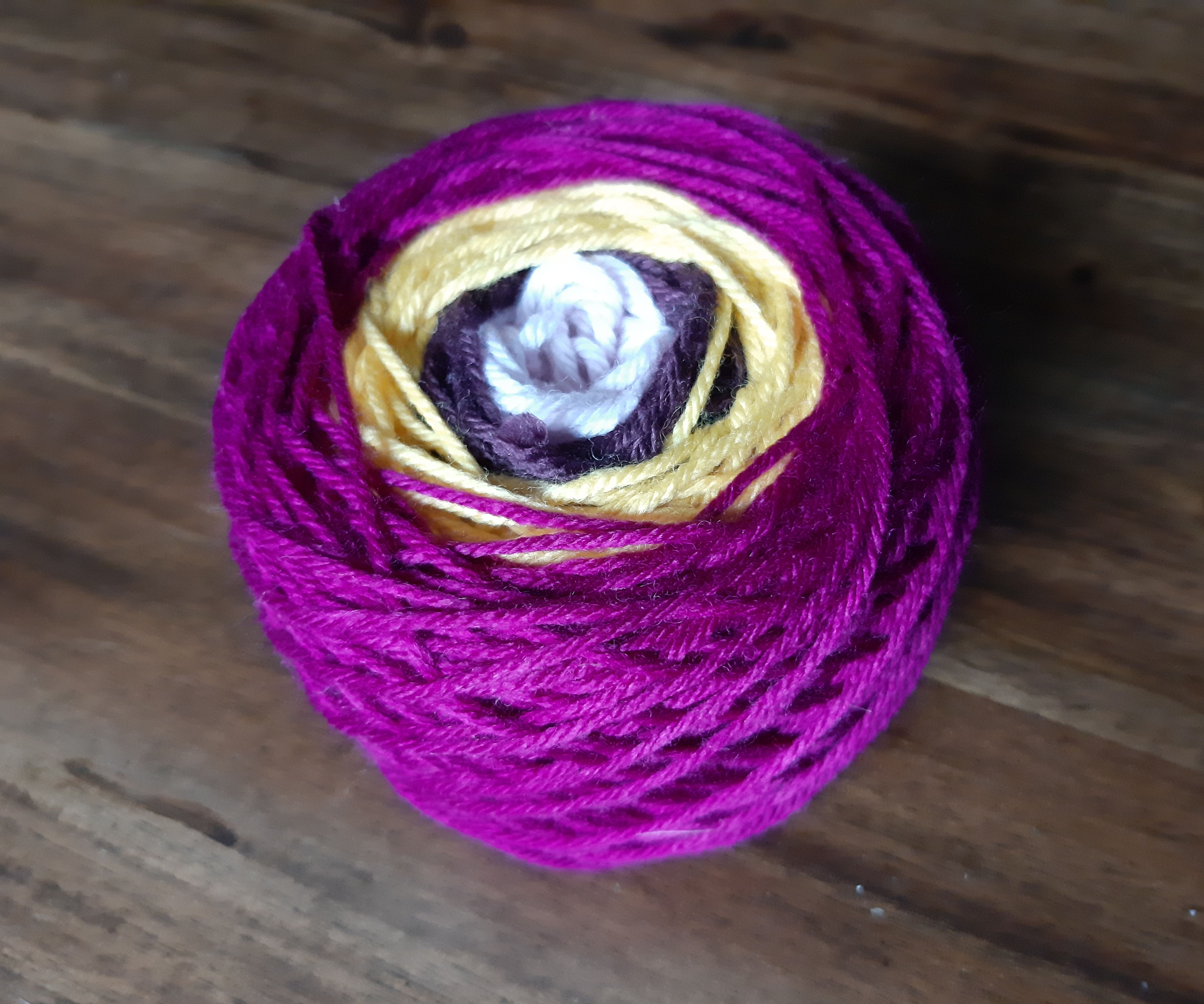 Magic Yarn Ball: Joining Scraps Without Knots