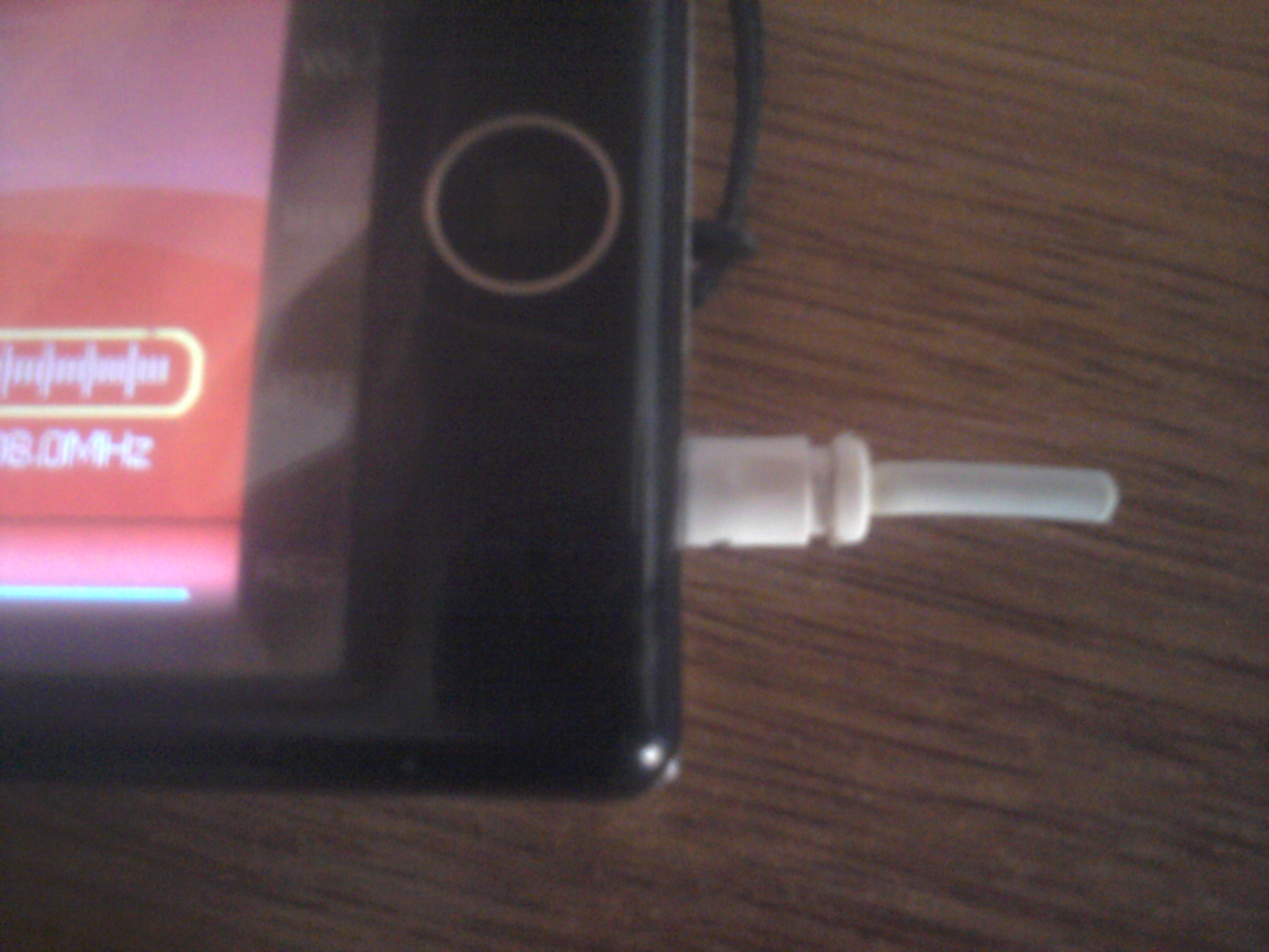 FM receiver from old dead headphones