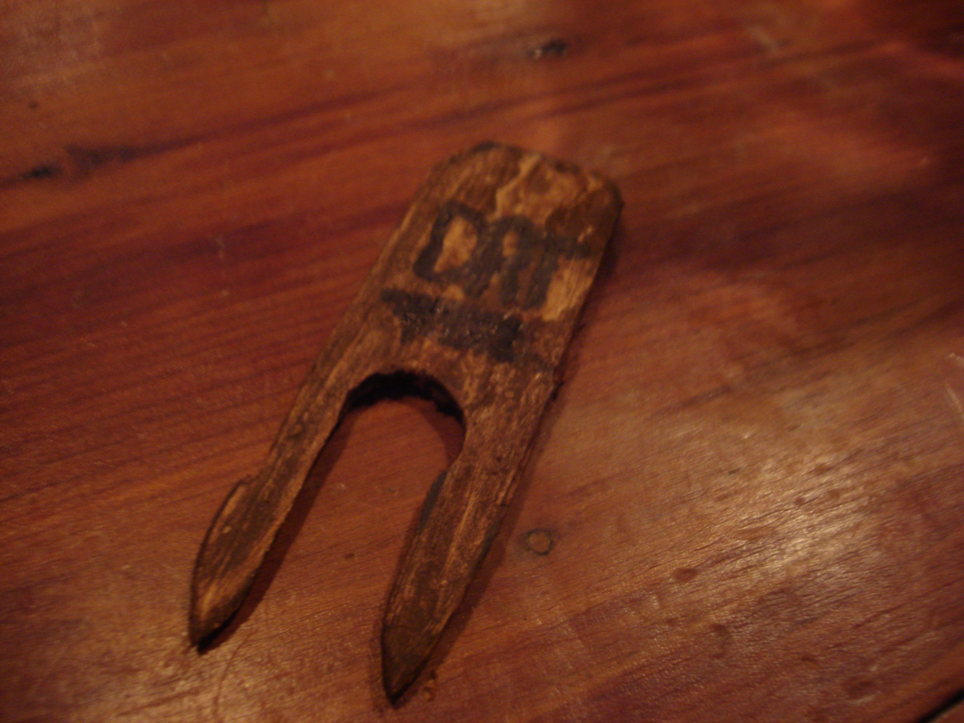 How to Make a Wooden Divot Repair Tool