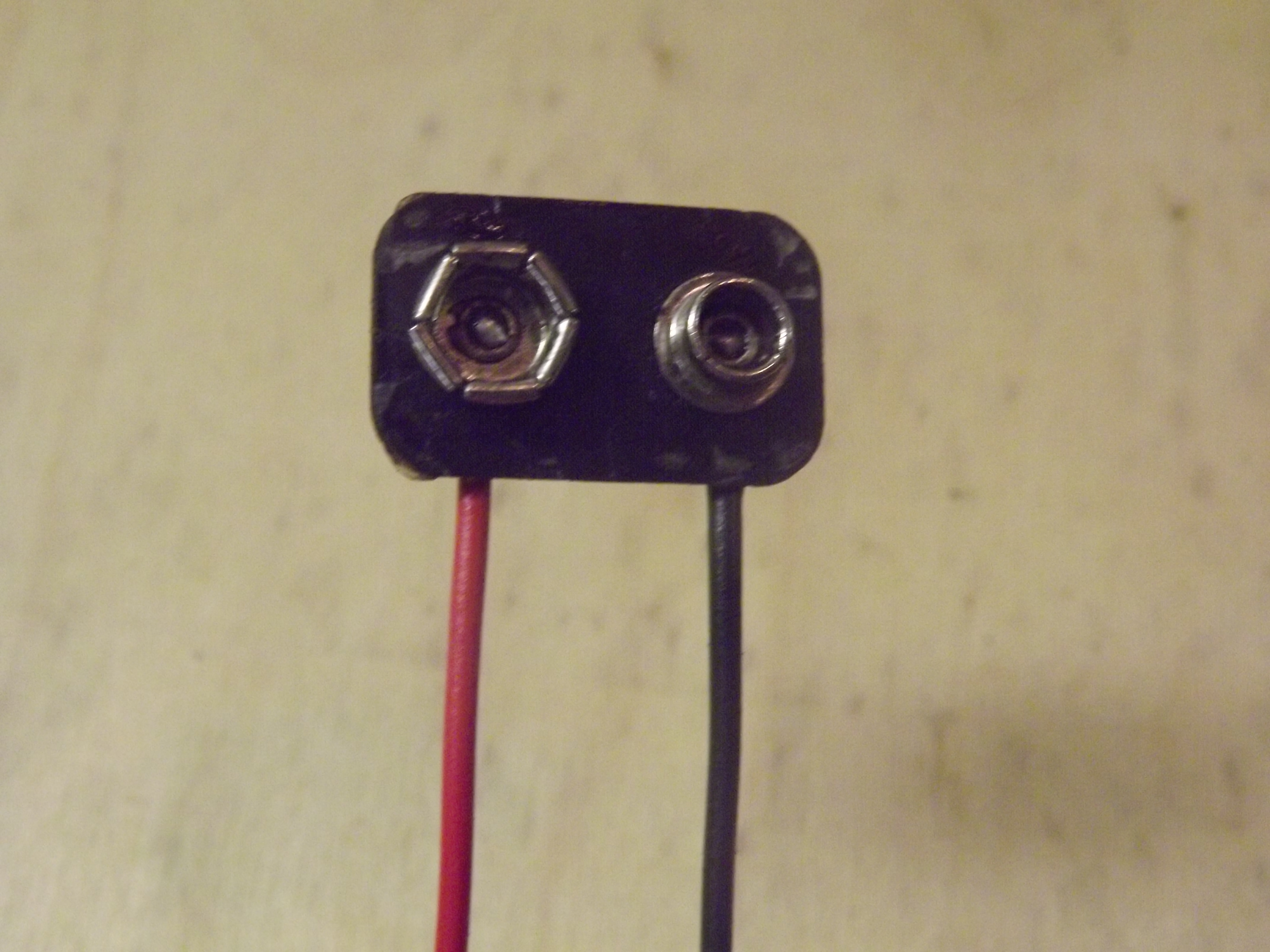 how to make a 9 volt connector