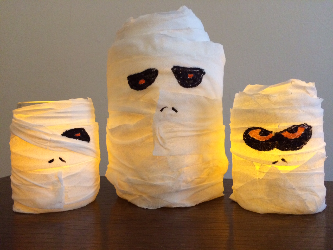 Spooky Halloween Mummy Jar Lanterns