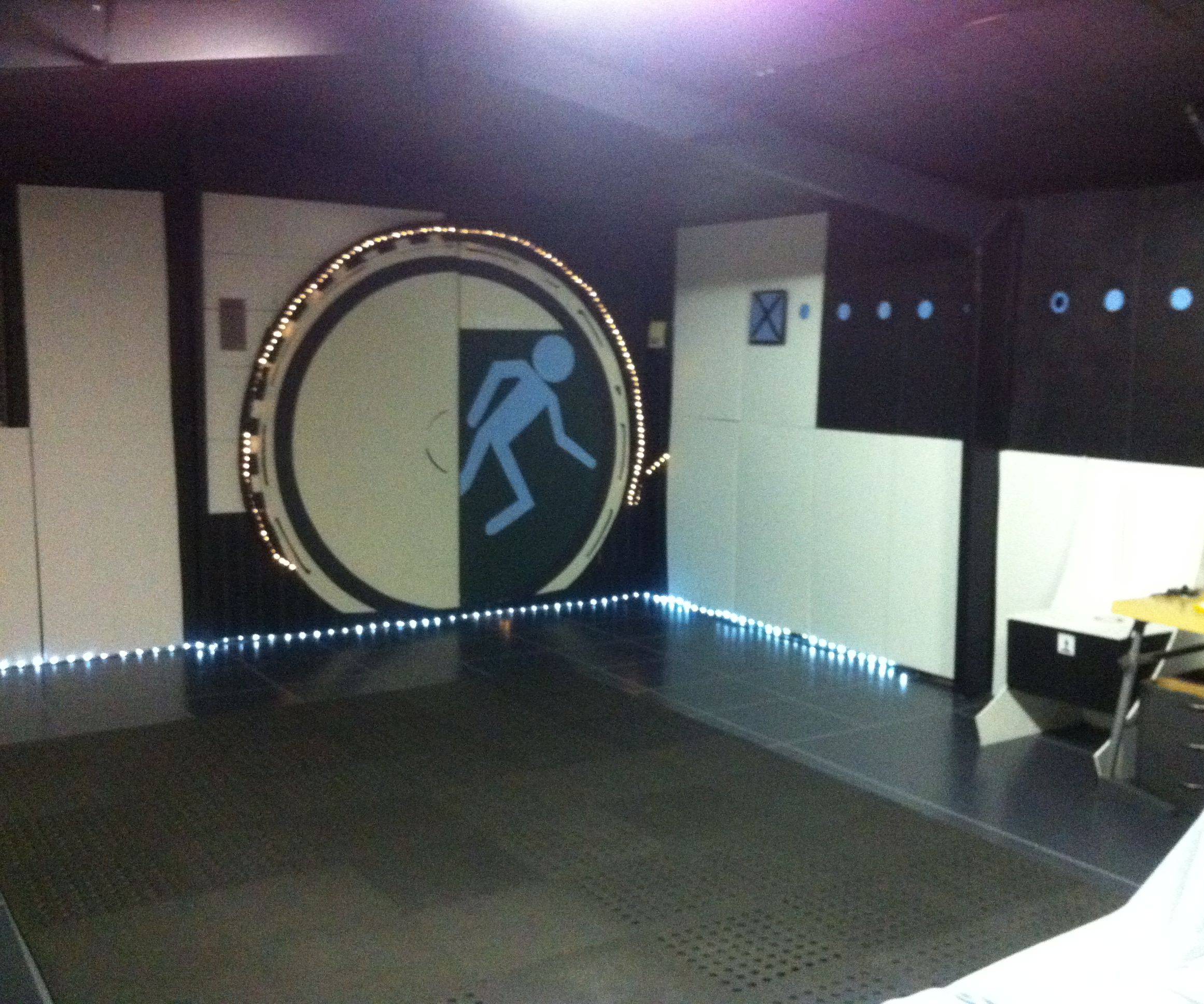 Portal 2 themed Virtual reality room