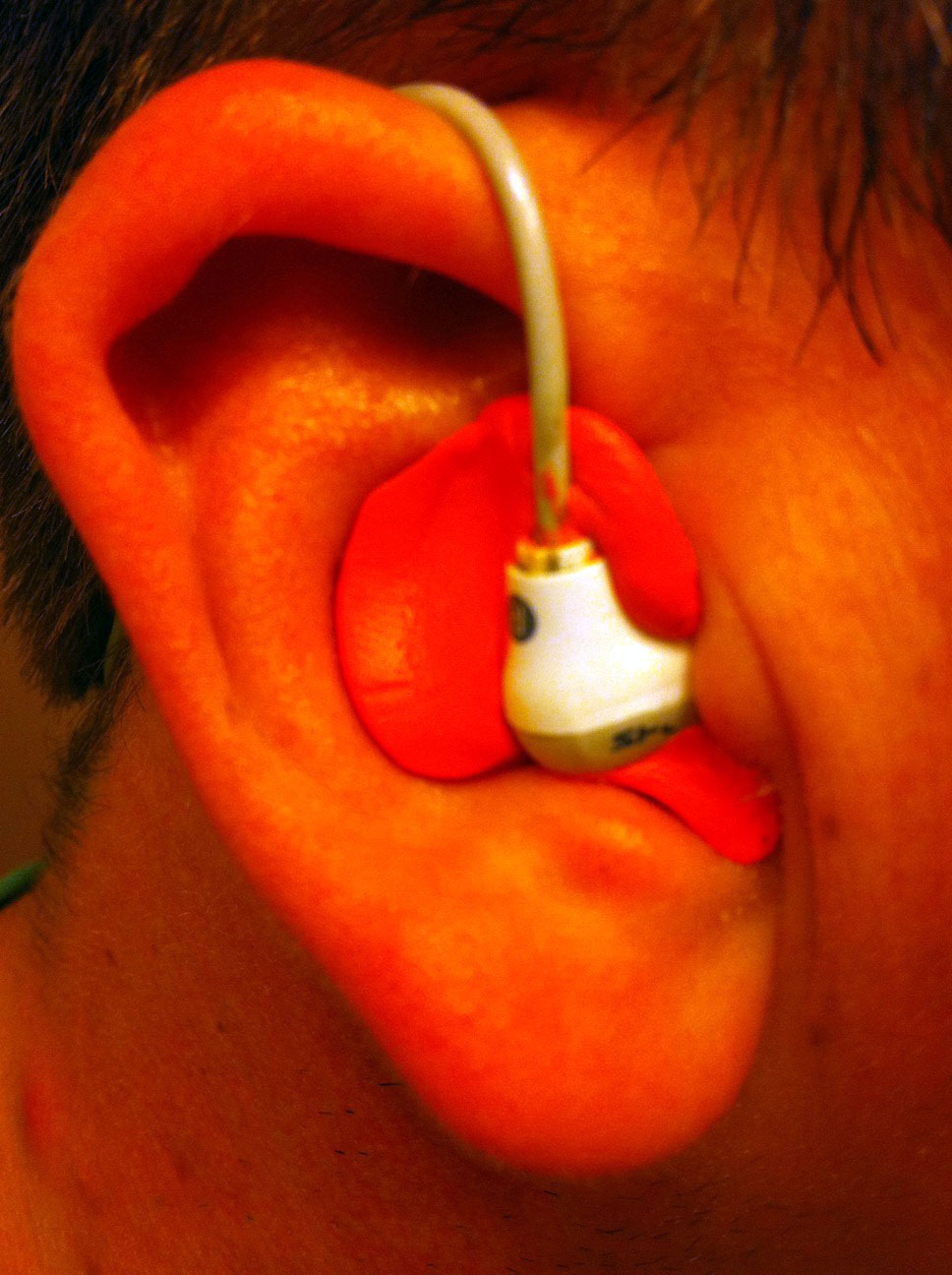 Custom full-ear silicone earpieces via the magic of Sugru!