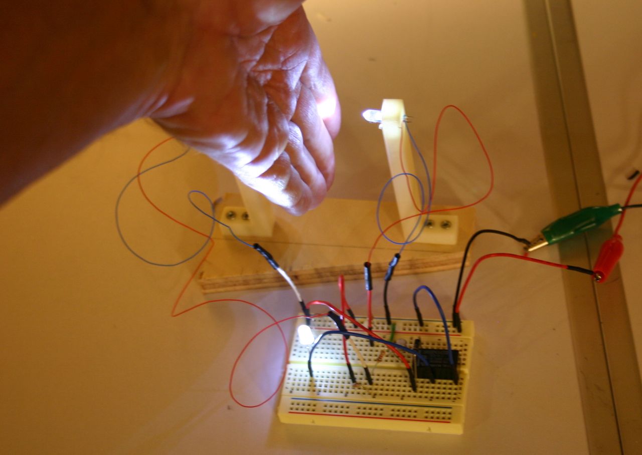 Simple Light Break Detection
