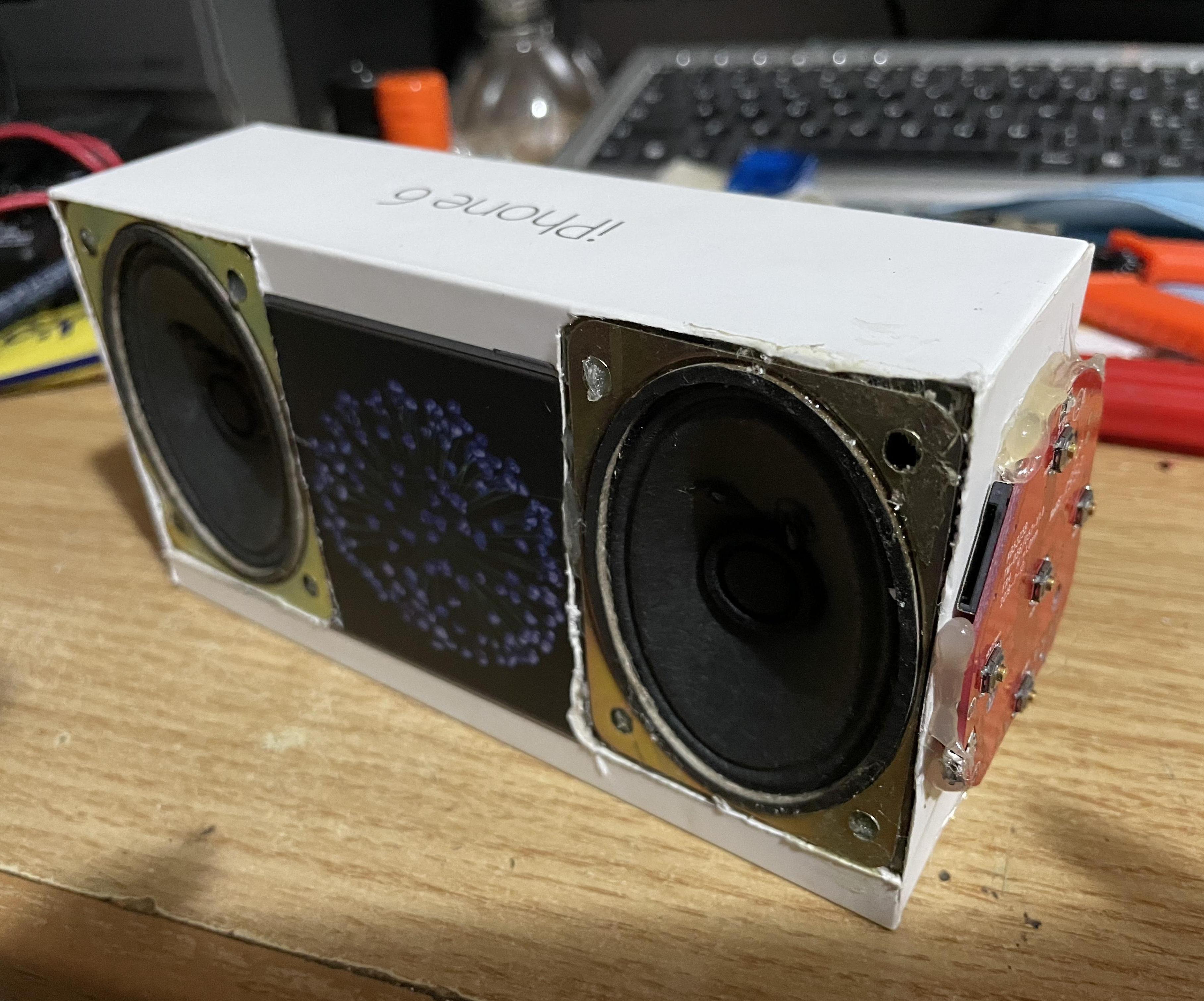 Speakers Bluetooth Su Scatola Iphone