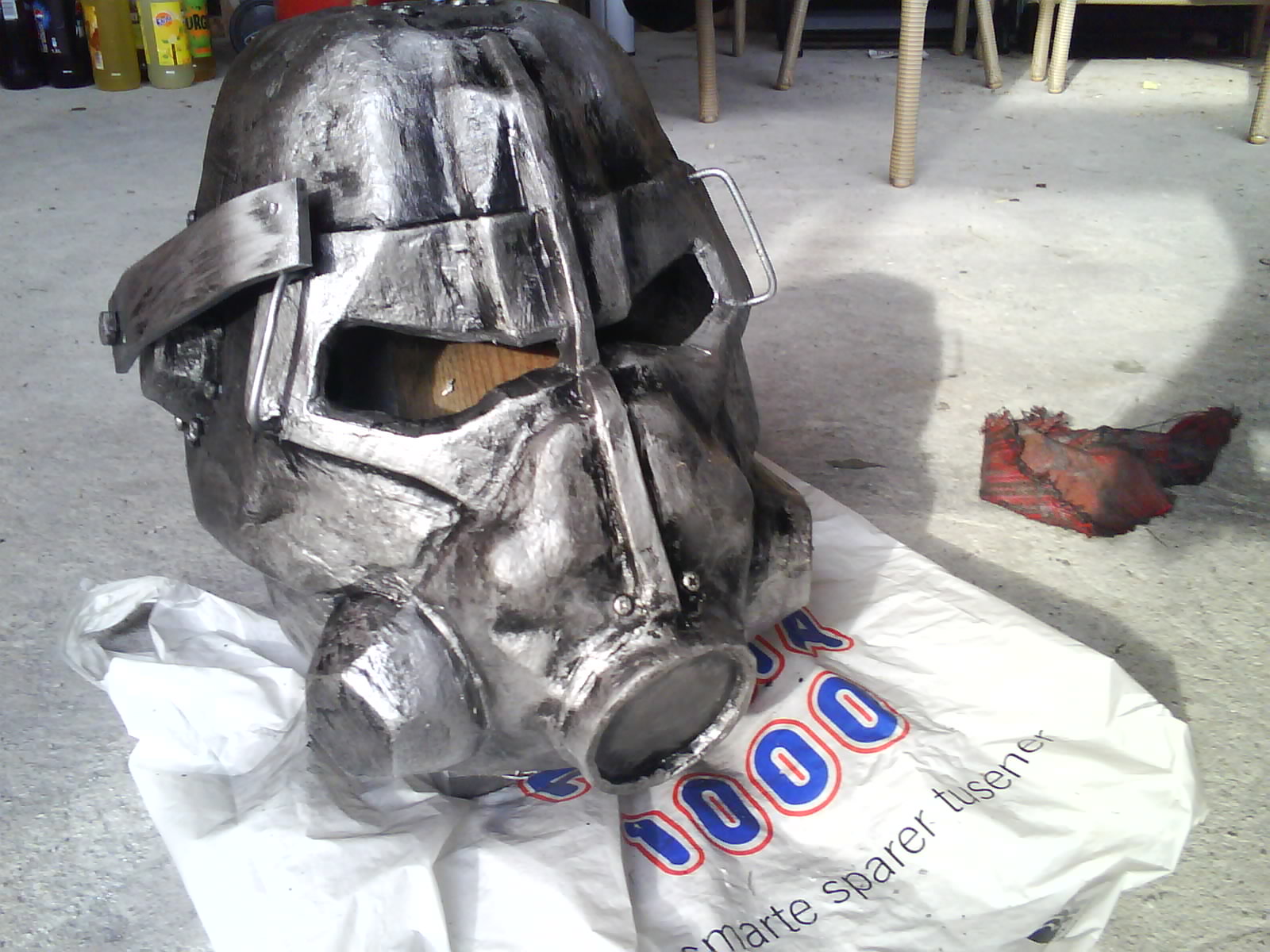 How to Make Your Own Fallout 3 Helmet Prop!