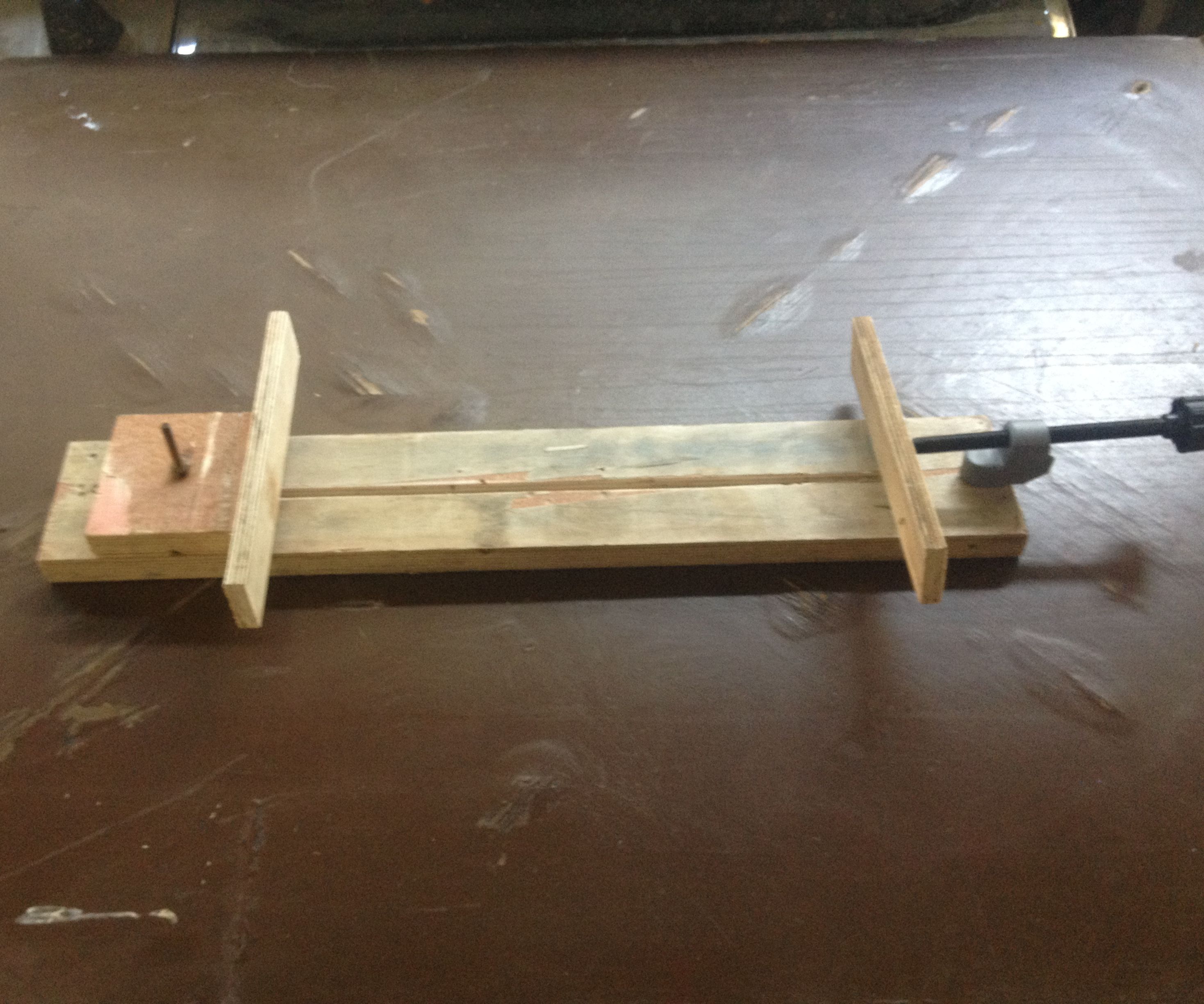 A (Very Crude) PCB Vise