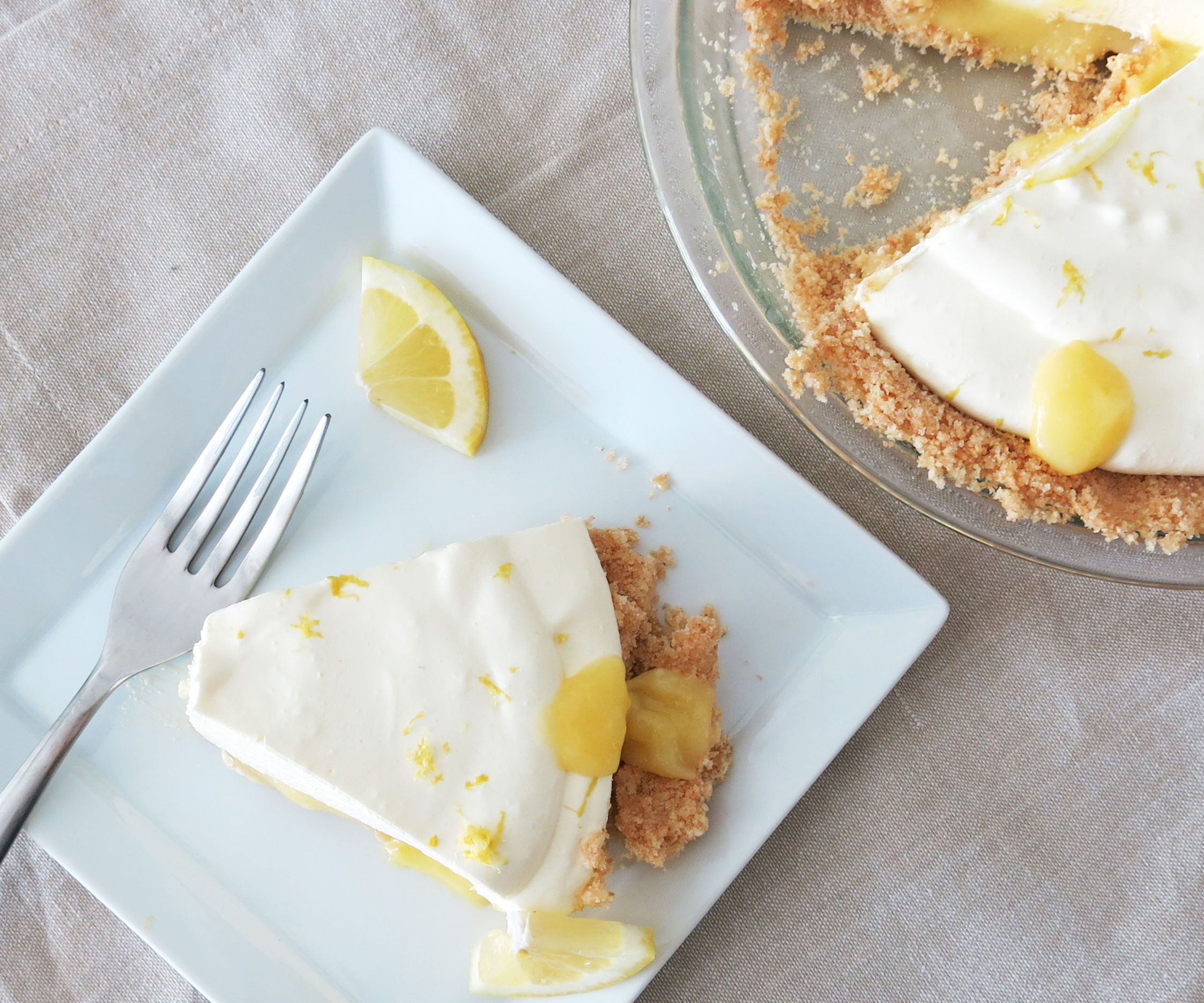 Lemon Curd Jello Pie