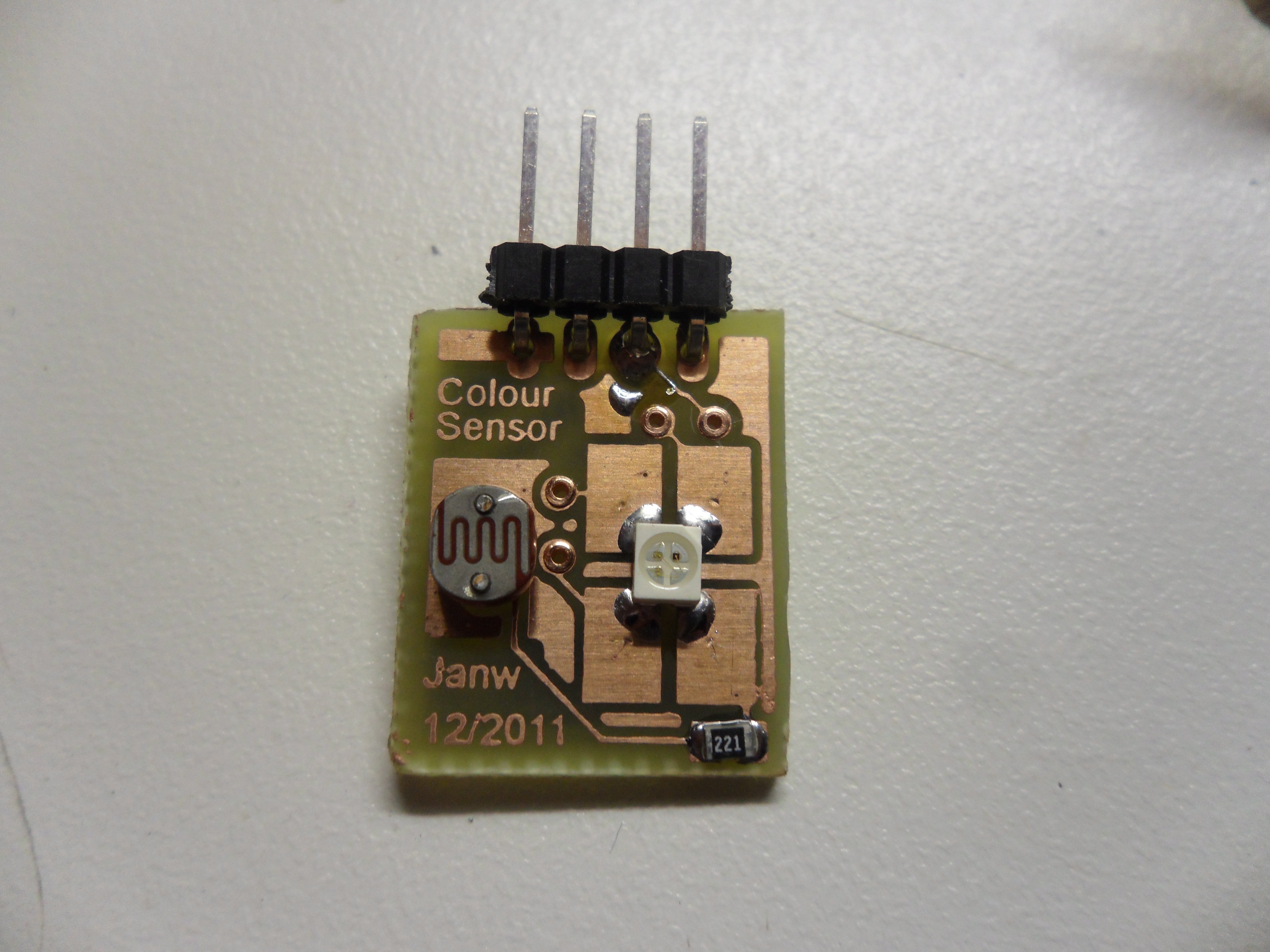 Build your own (at)tiny colour sensor.