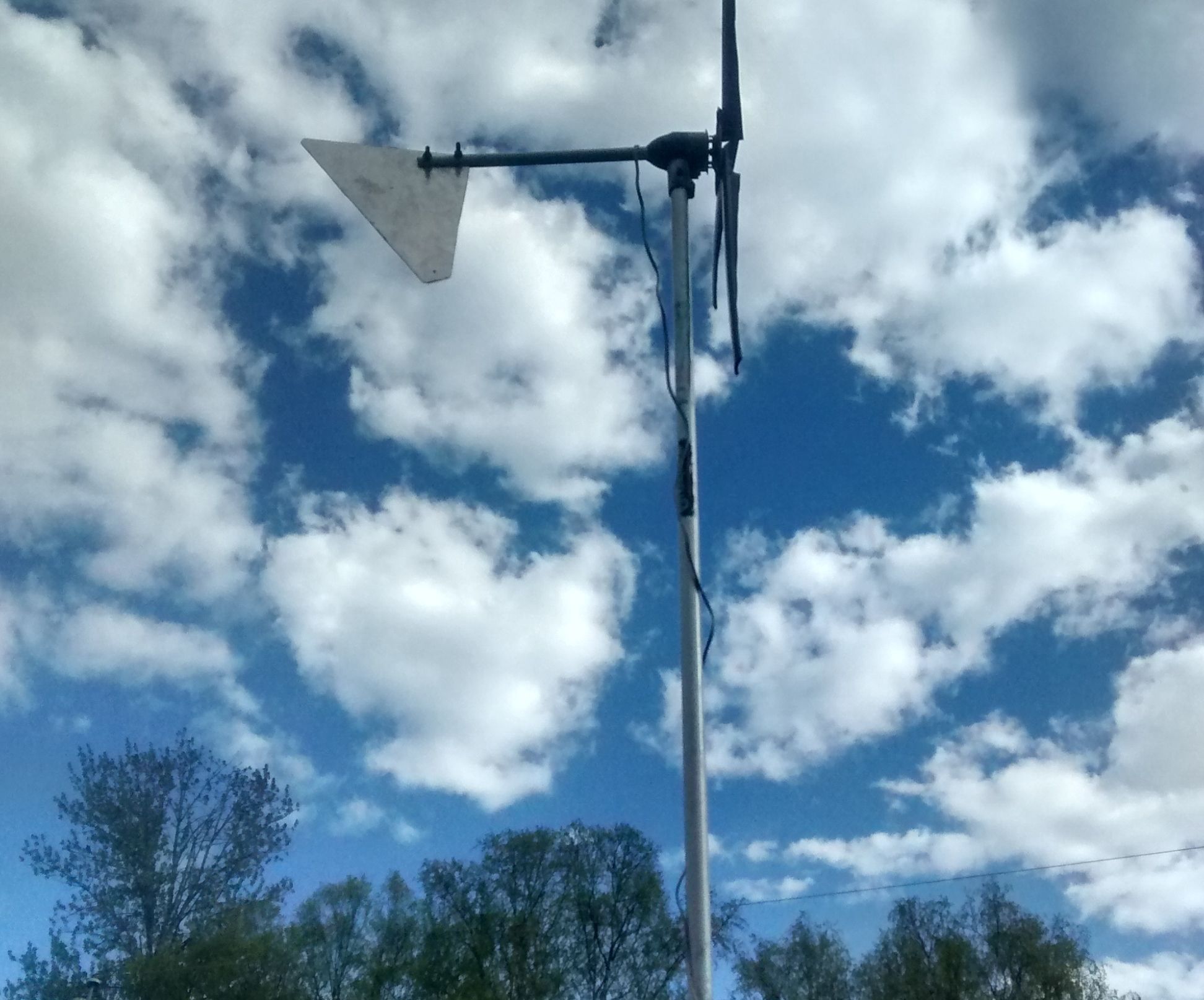 Design a Wind Turbine From Trash
