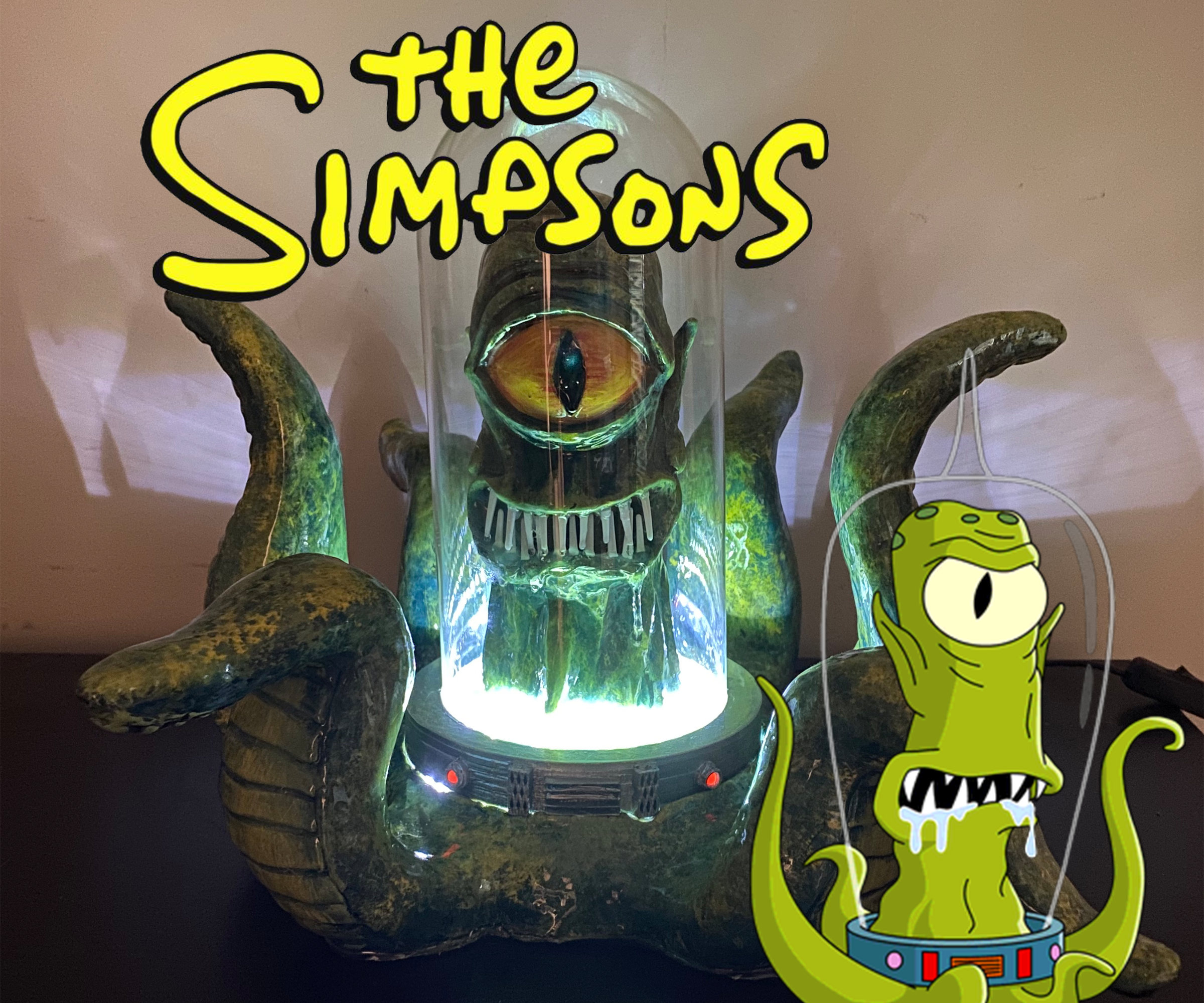 Kang/Kodos Sculpture Lamp