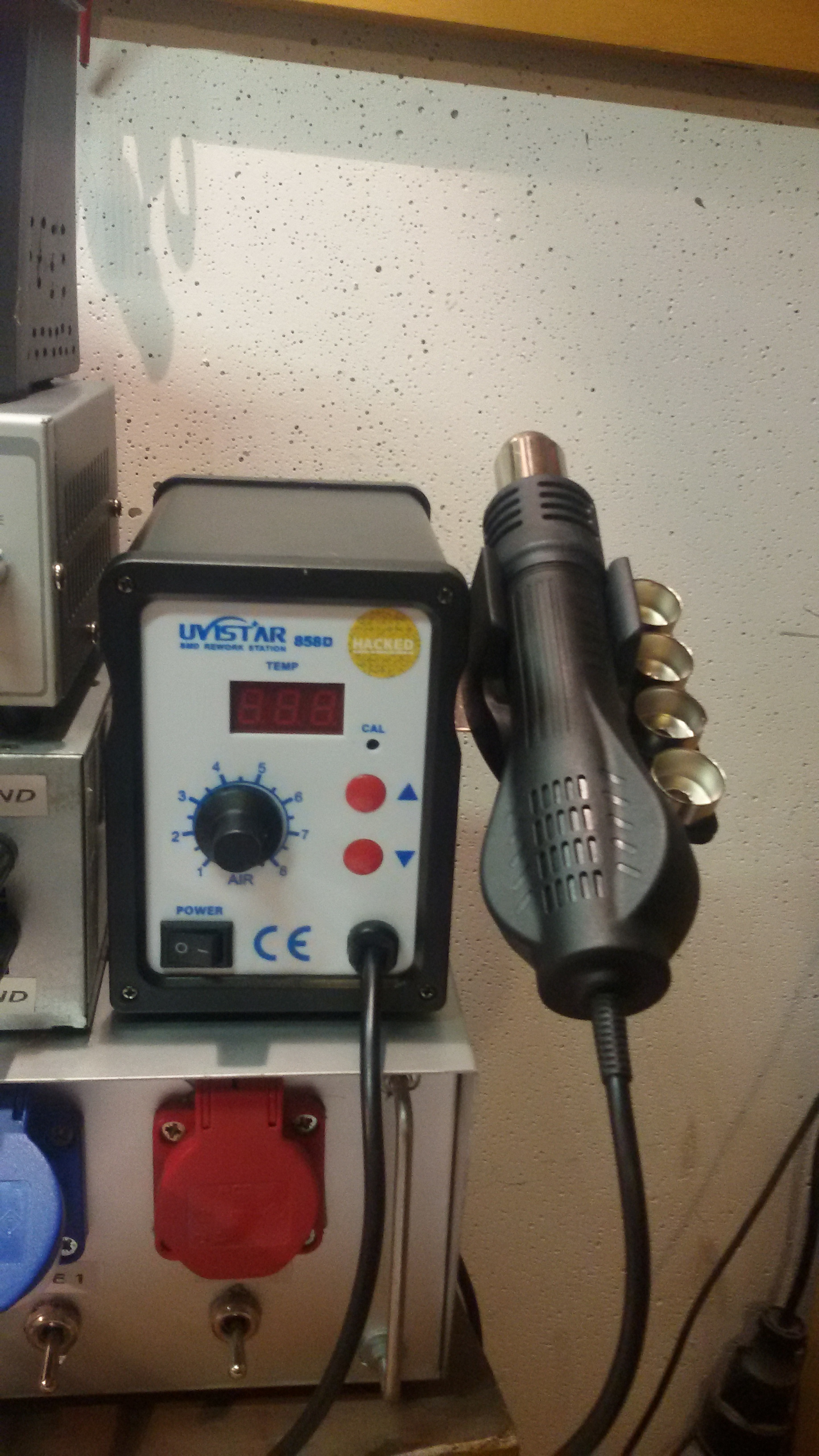 858D SMD Hot Air Reflow Station Hack