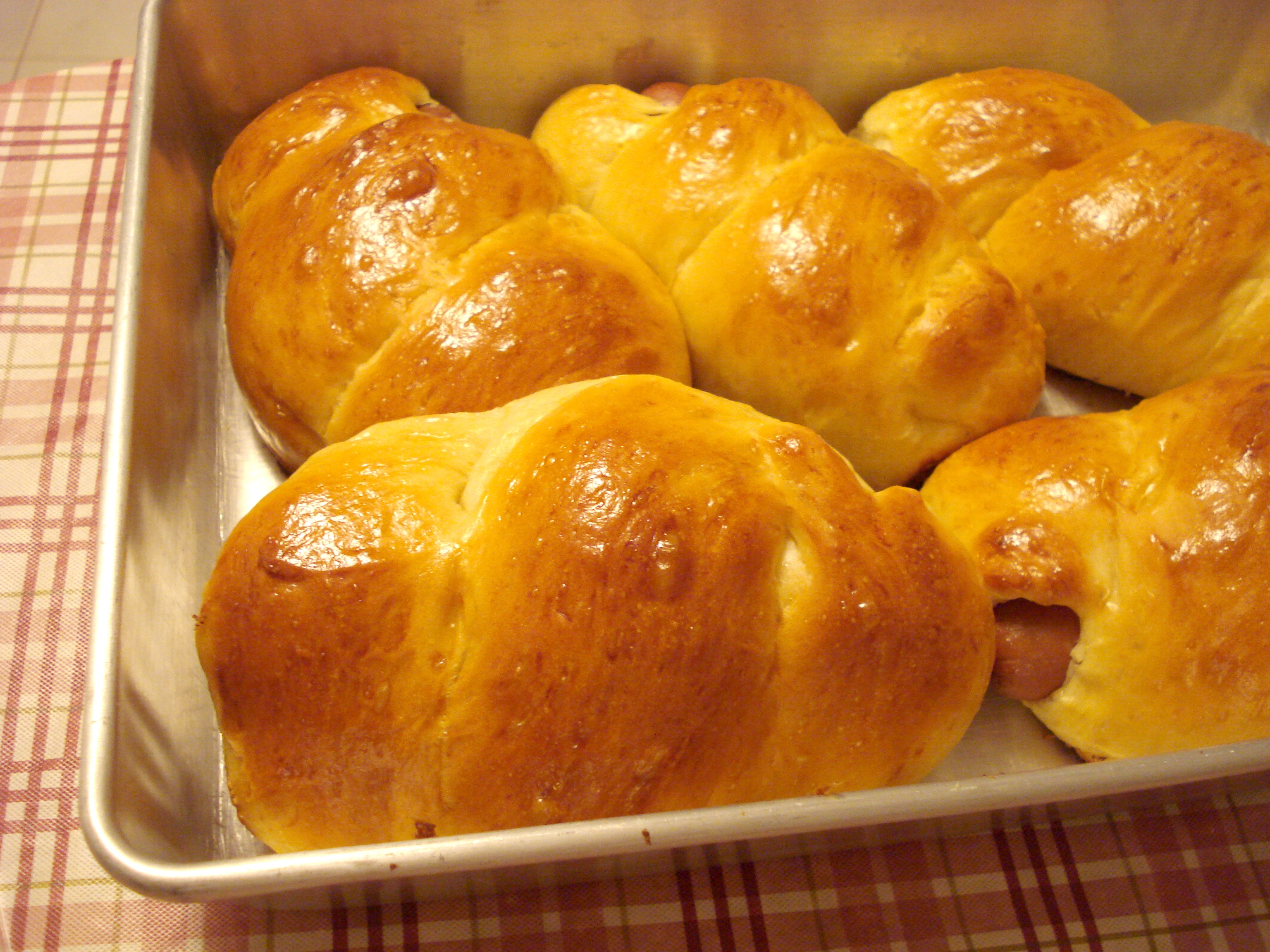 Asian hot dog buns