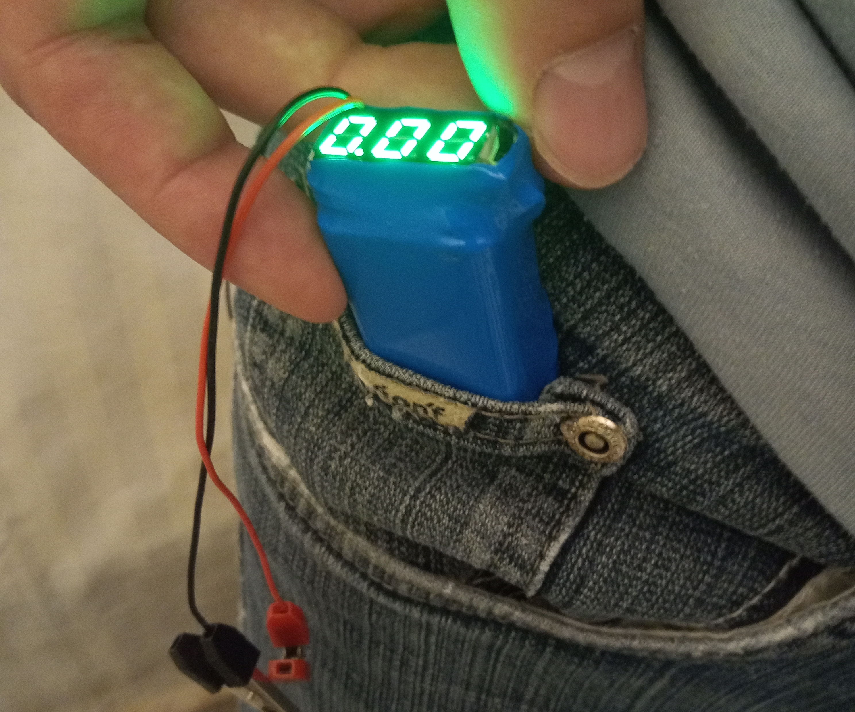 Pocket Volt Meter