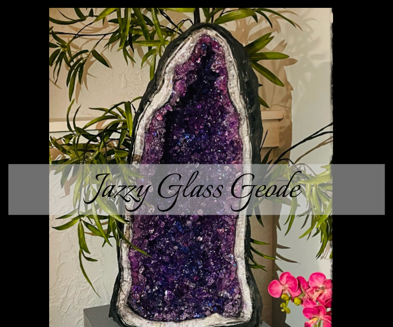 Fake Geode W/ Jazzy Glass 