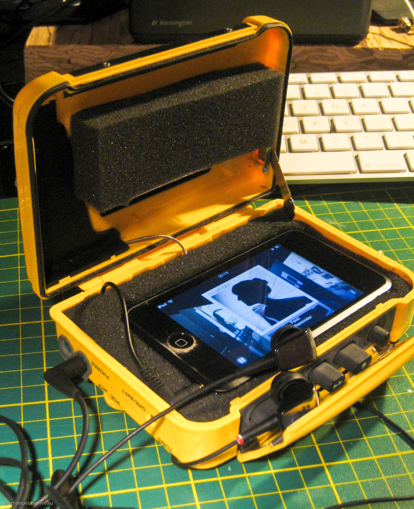 Walkman Ipod Case - DIY