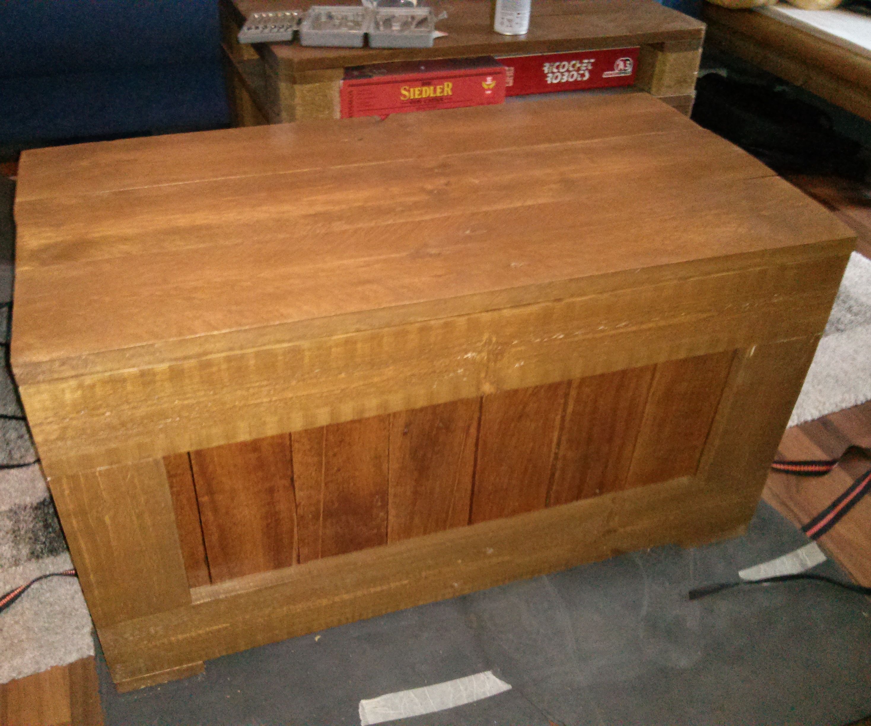 Pallet Chest