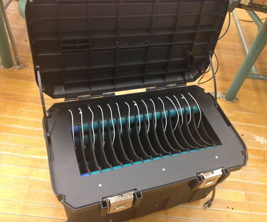 PDCI iCoach - iPad Tote & Charging Station