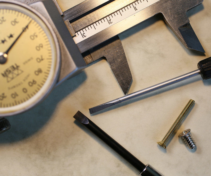 How to Use a Dial Caliper?