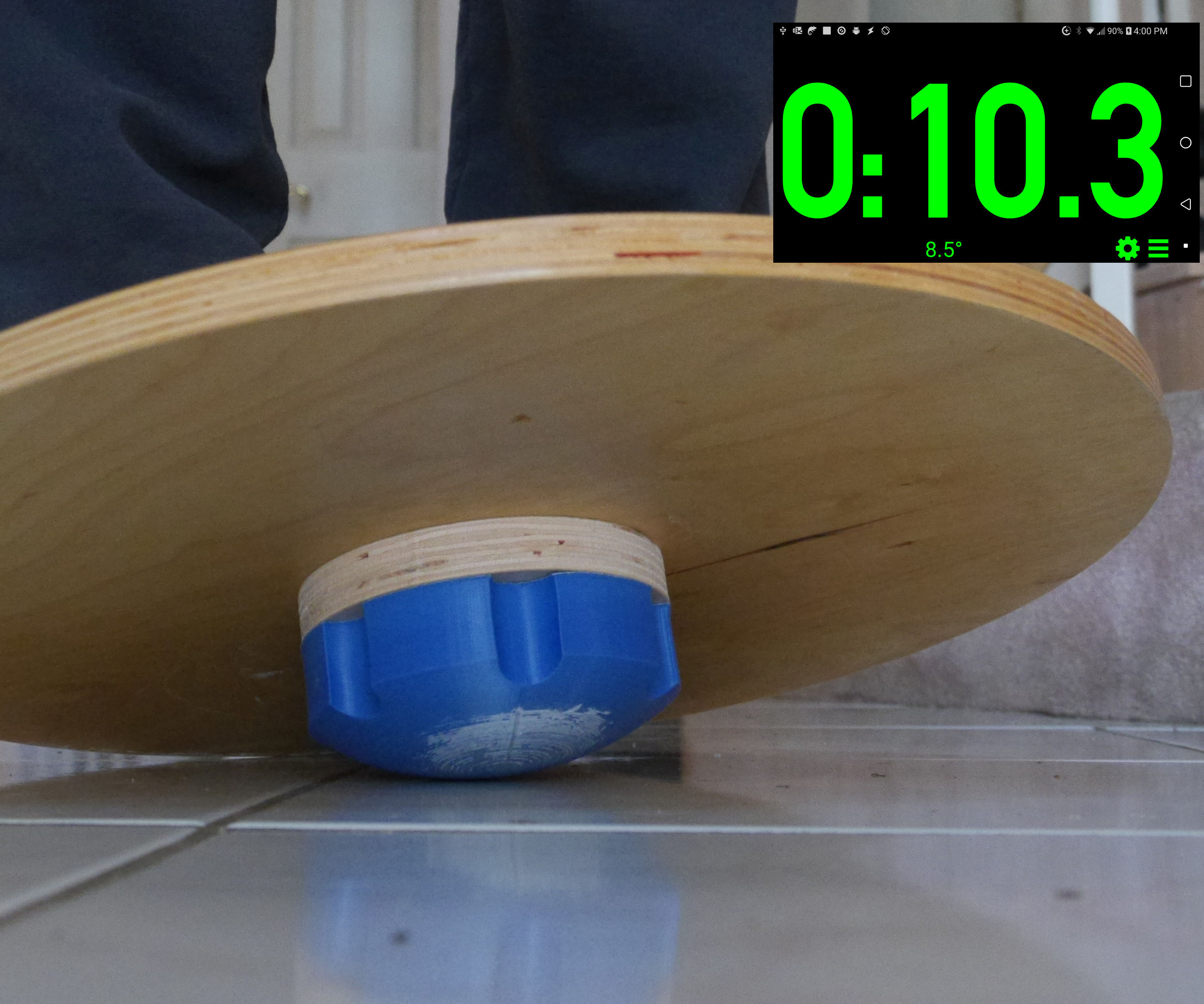 Adjustable Wobble Board With Timer App