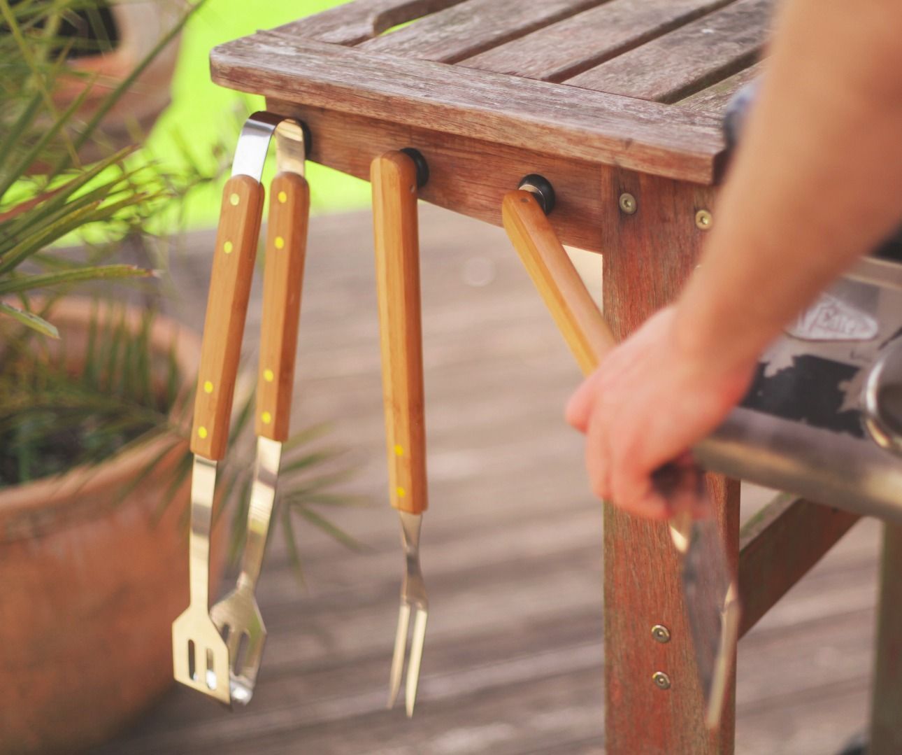 Make your BBQ Grill tools magnetic