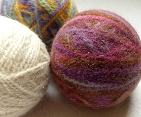 DIY Felted Dryer Balls - Easy!