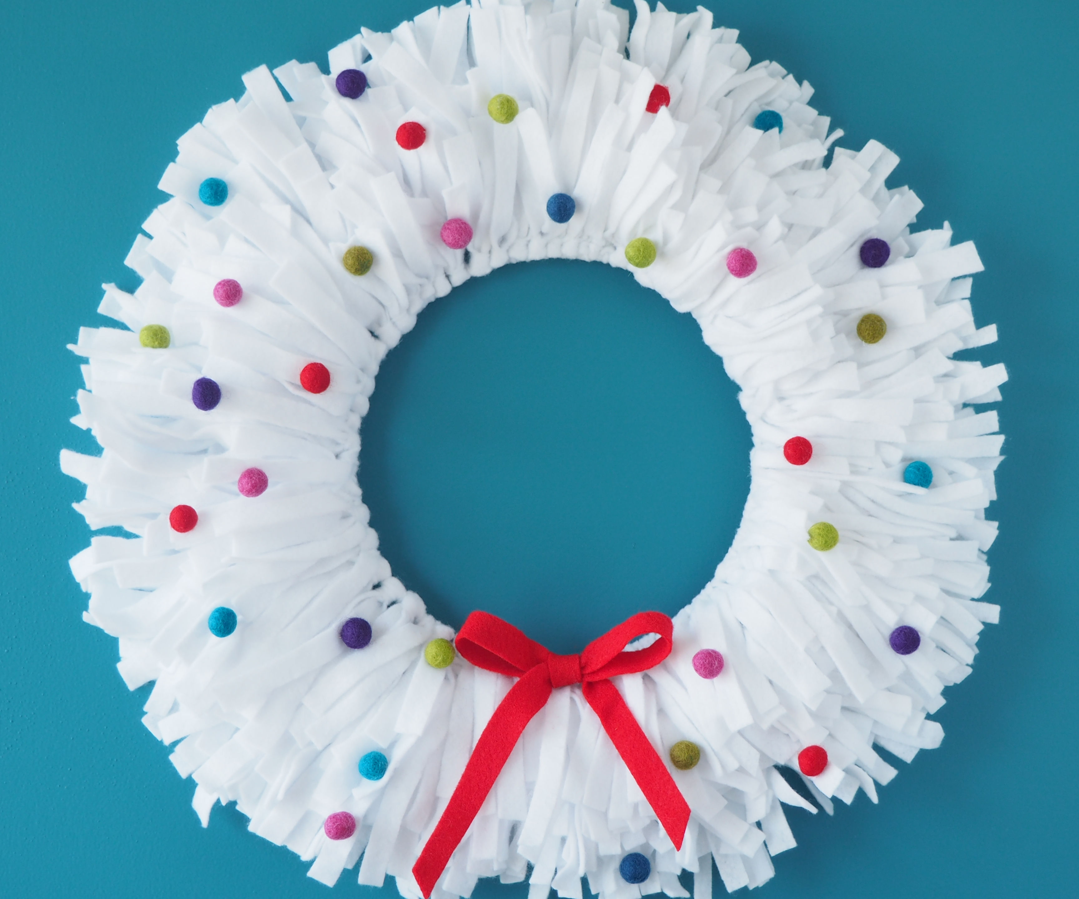 Felt Holiday Wreath