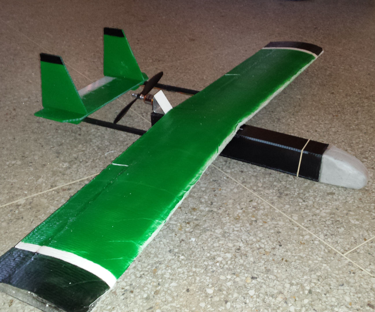 Rc Twin Boom Plane ! Complet Build ! the Best Plane for Fpv and Aerial Video !!
