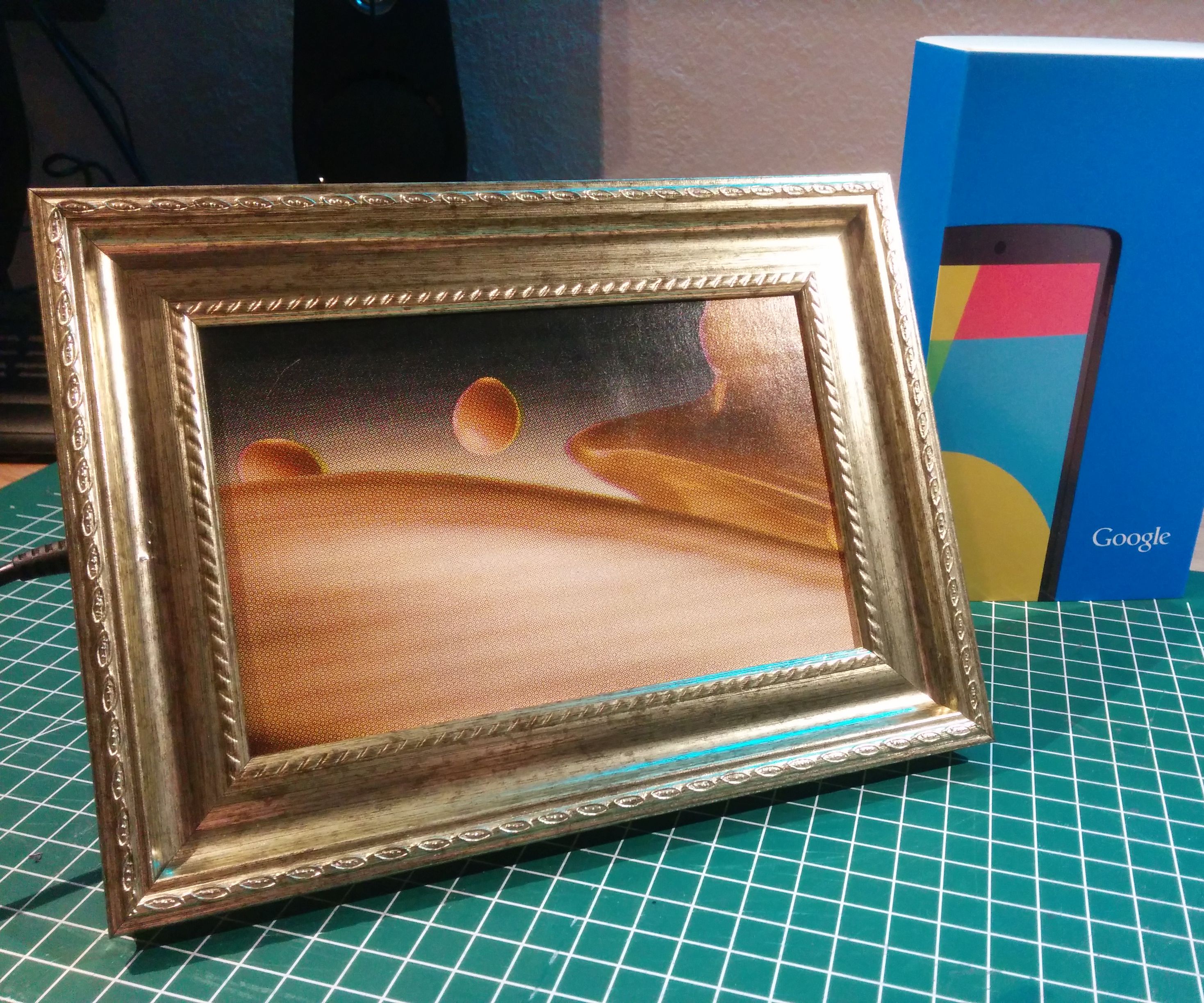 Framed picture wireless charger