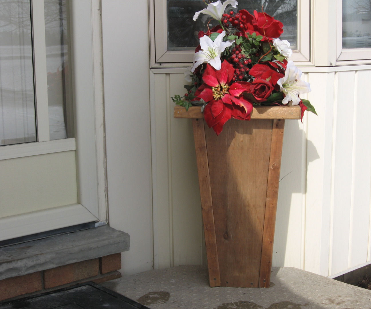 Deck Vase Planter