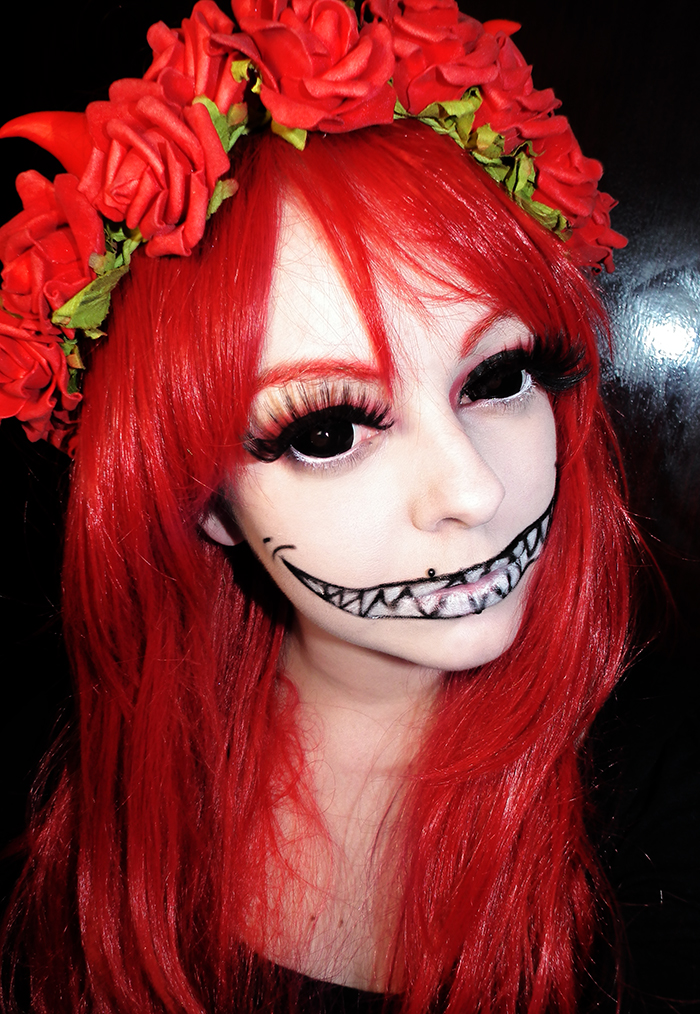 Halloween Makeup Using Sclera Circle Lenses