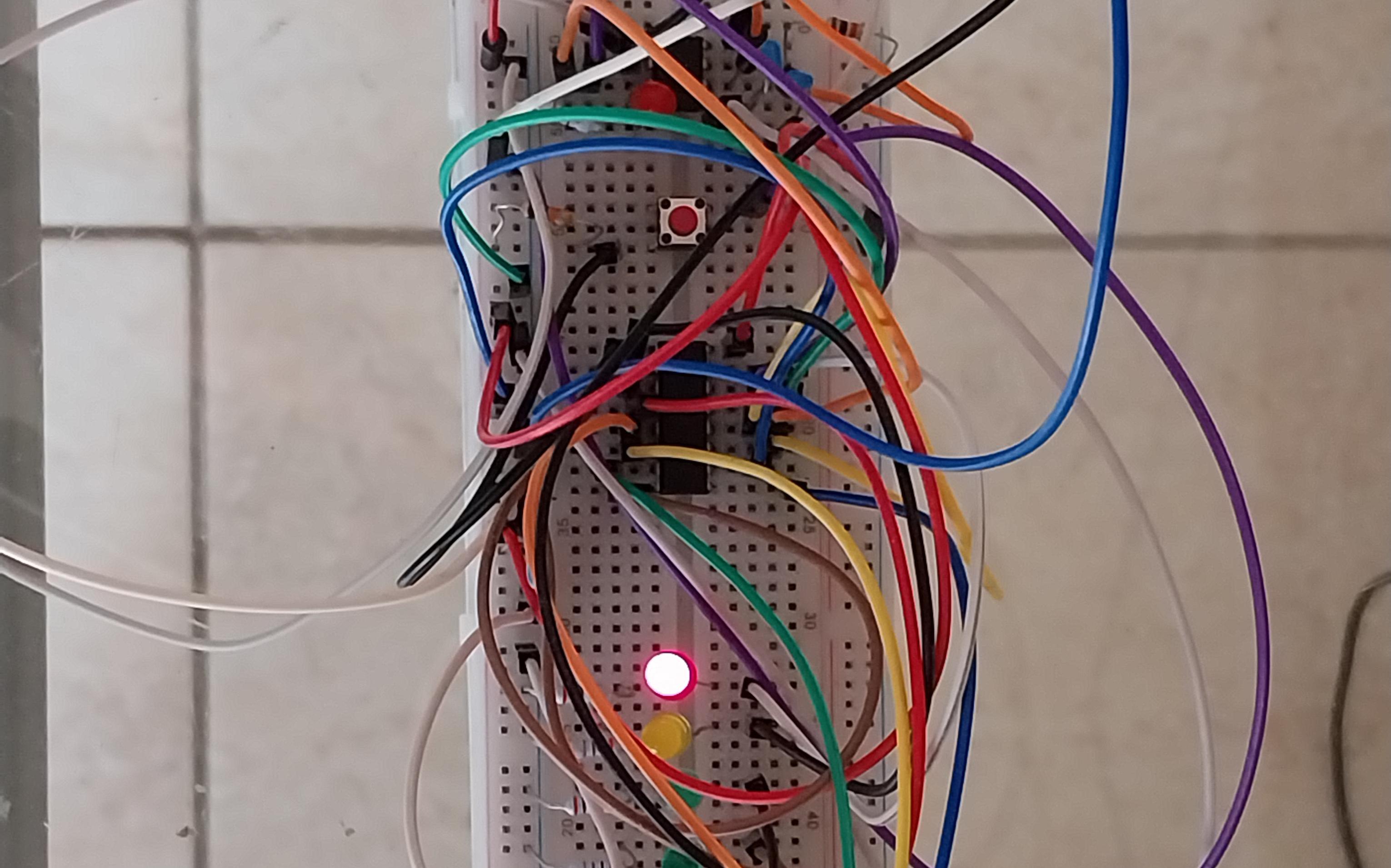 8 BIT SHIFT REGISTER