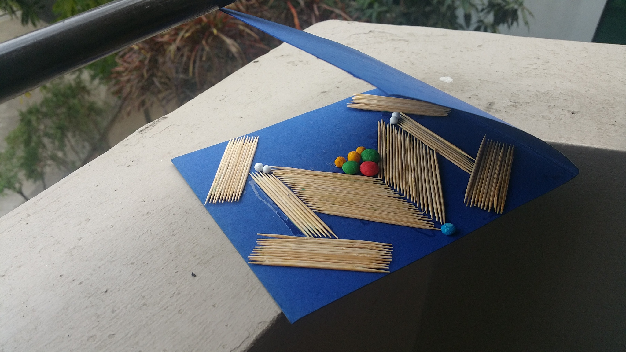 'M' Shape Card