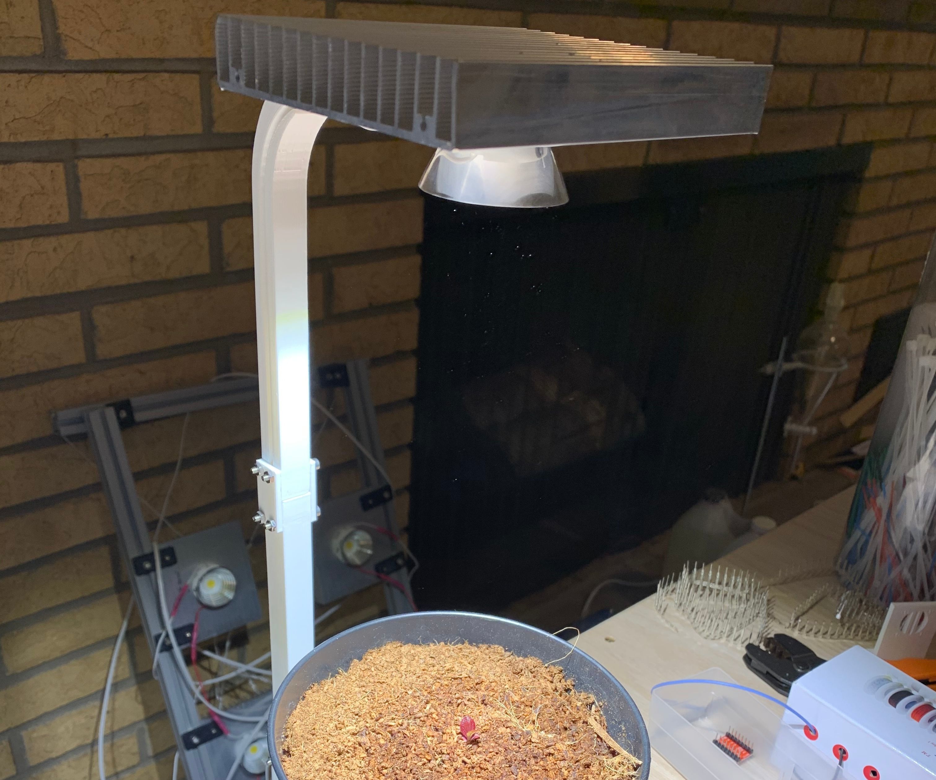 Desktop Grow Light