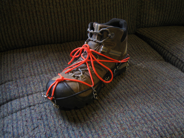 Paracord/crampon Hack