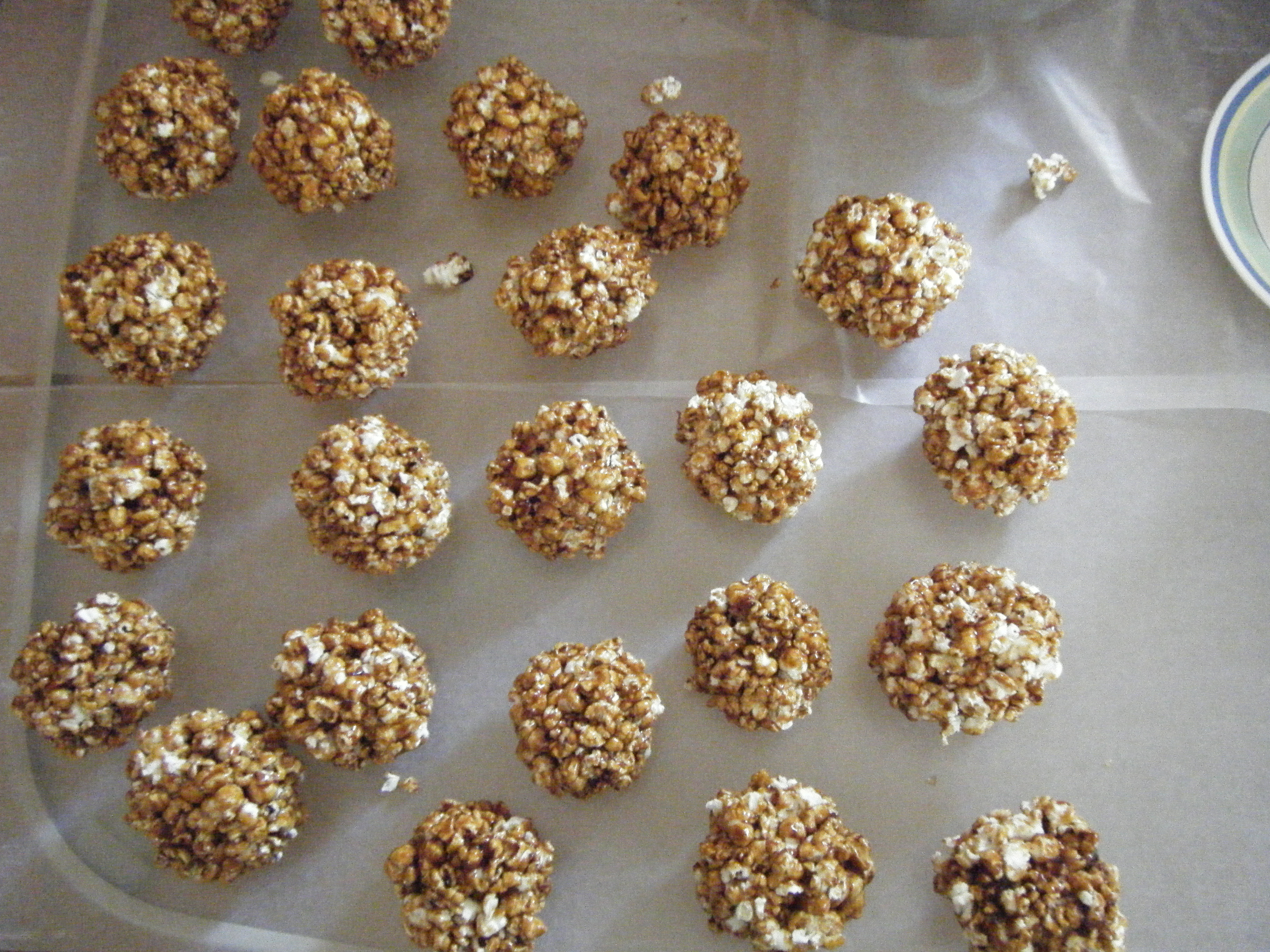 Nana's Molasses Popcorn Balls